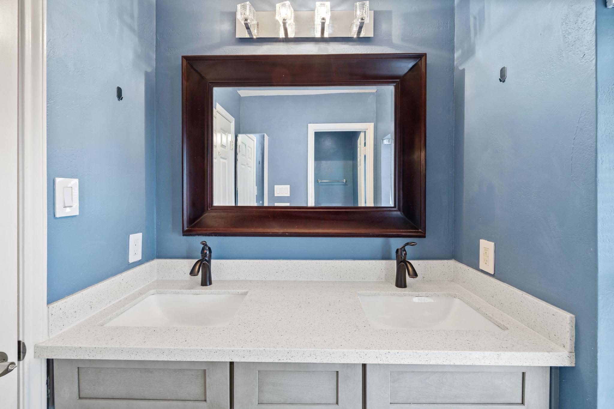 10204 Sausalito Dr, Austin, TX 78759