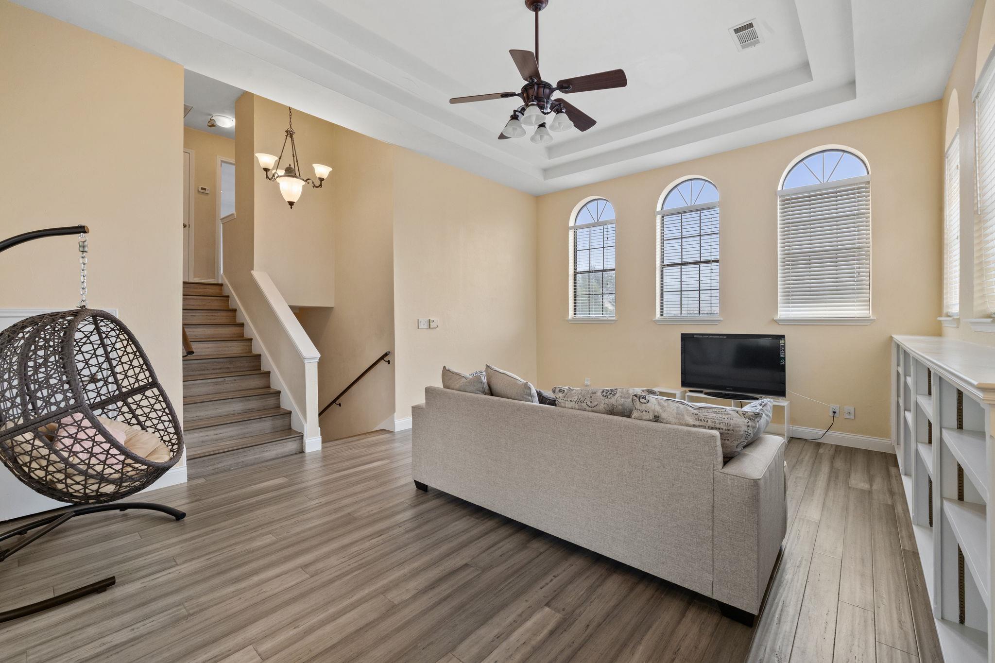 10204 Sausalito Dr, Austin, TX 78759