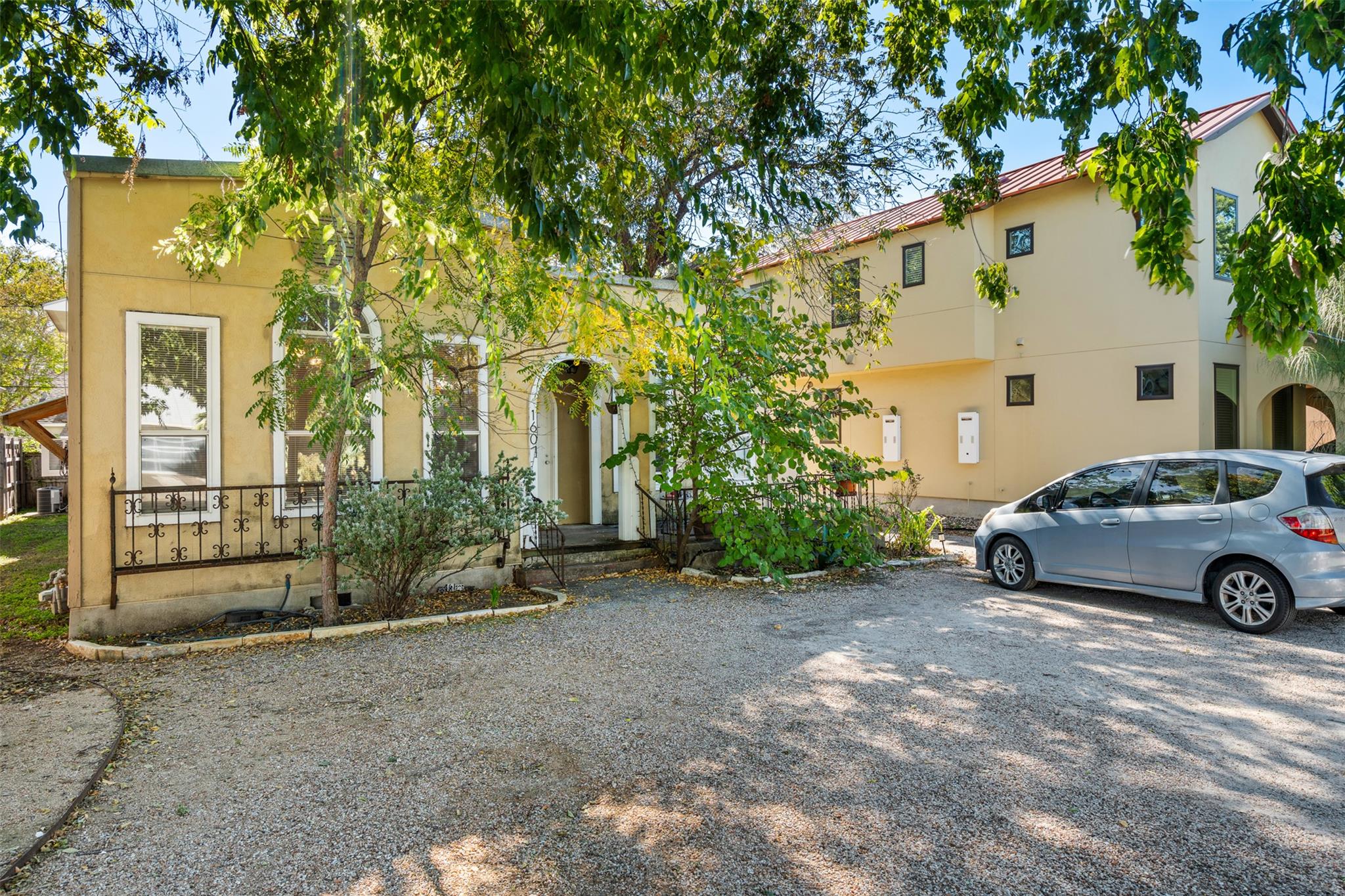 1607 PALMA Plz # A, Austin, TX 78703