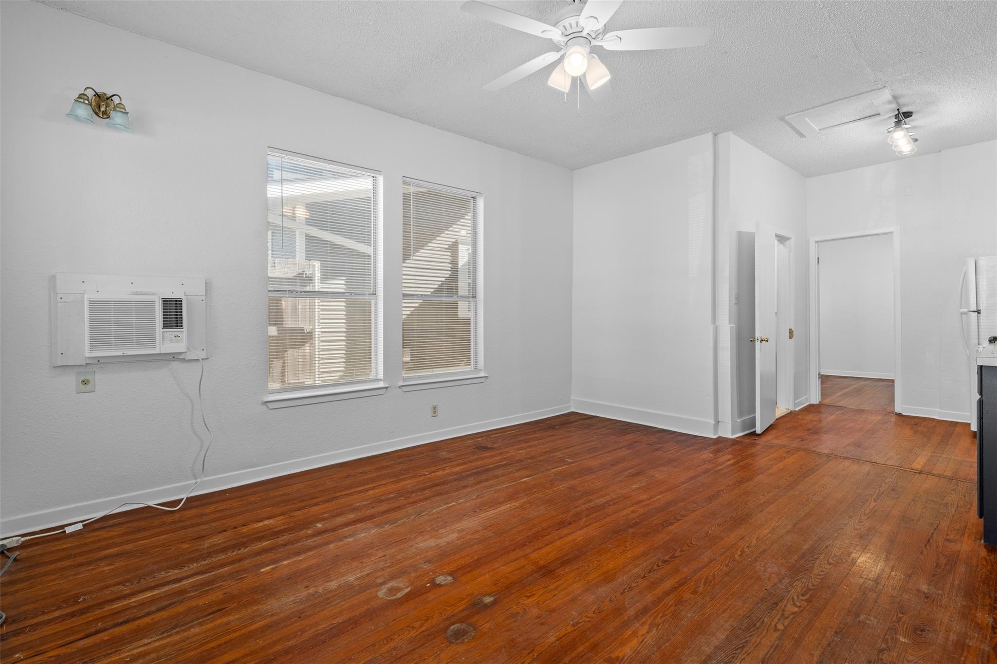 1607 PALMA Plz # A, Austin, TX 78703