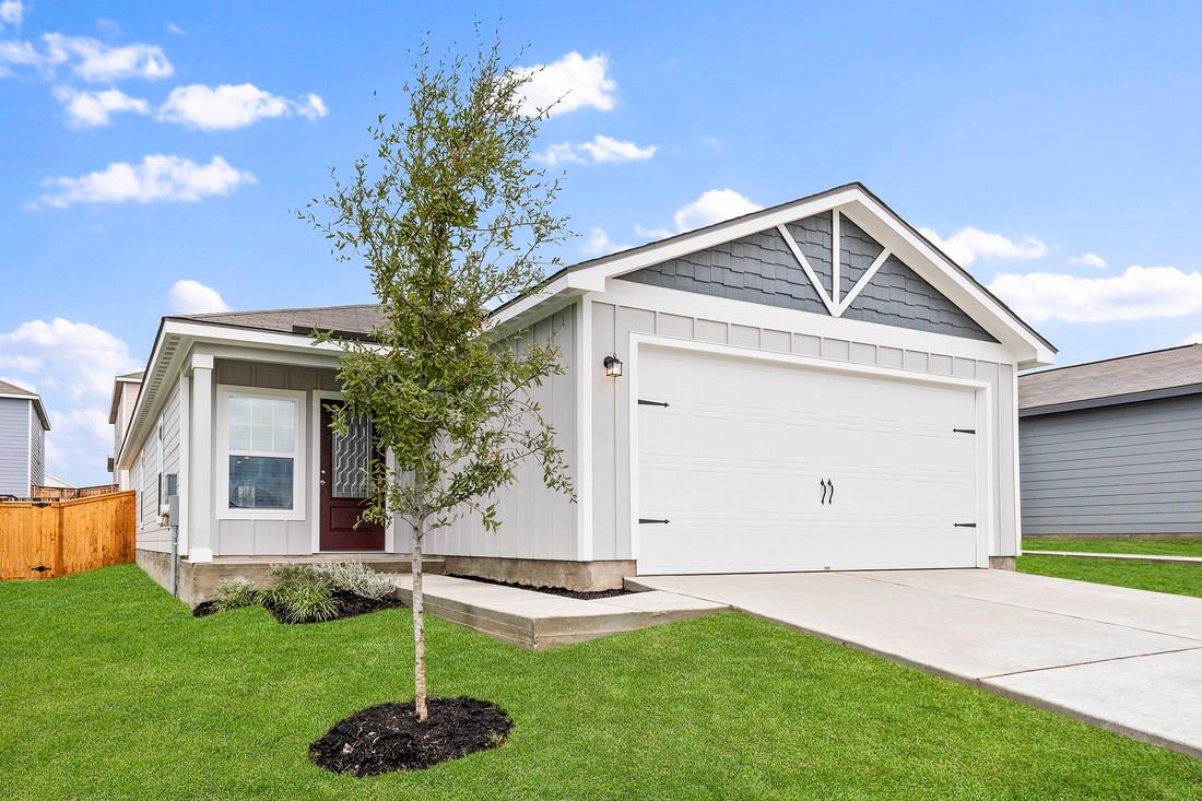 120 Morrison Dr, Jarrell, TX 76537