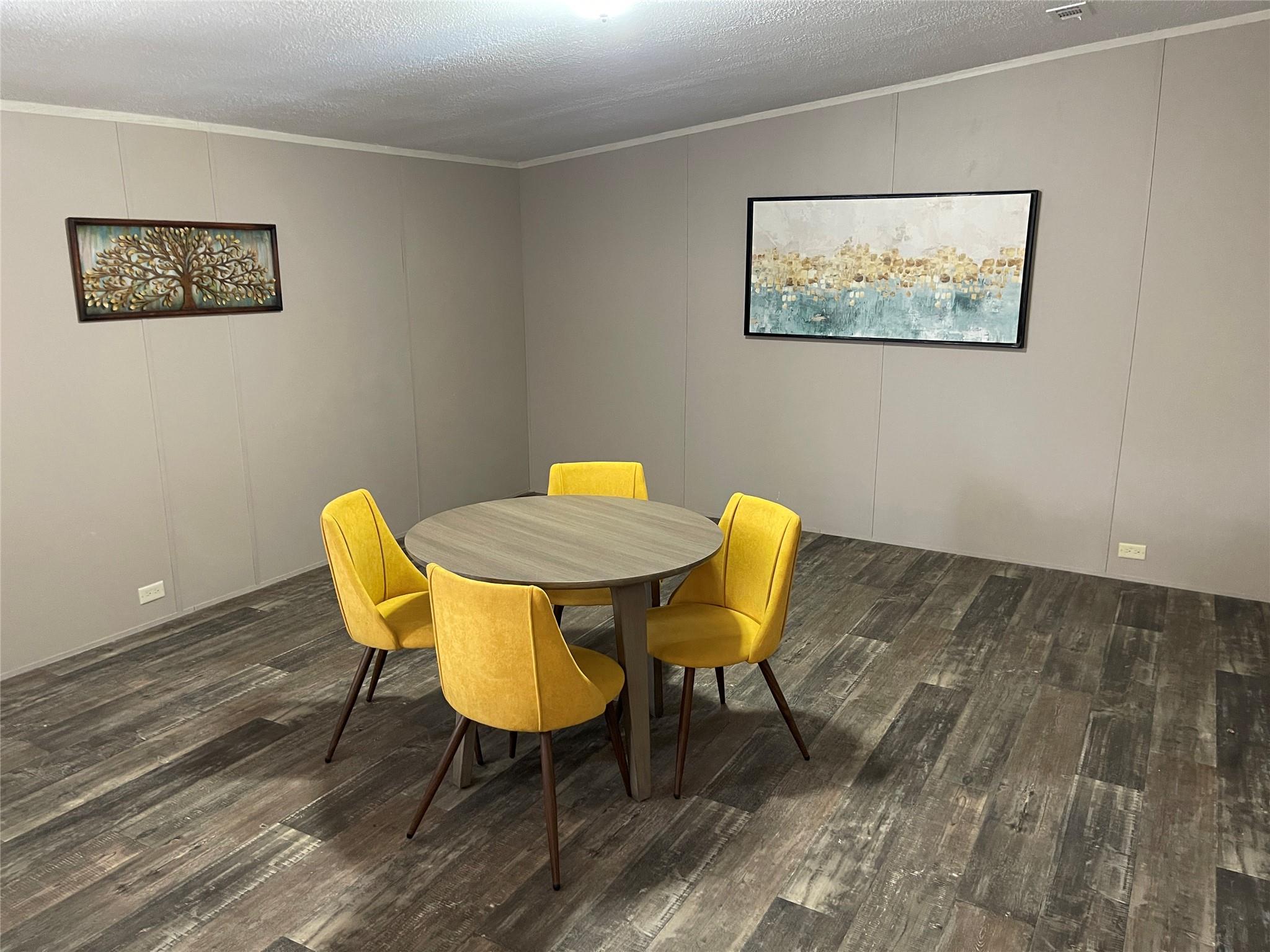 1740 Sandy Creek Rd, Red Rock, TX 78616