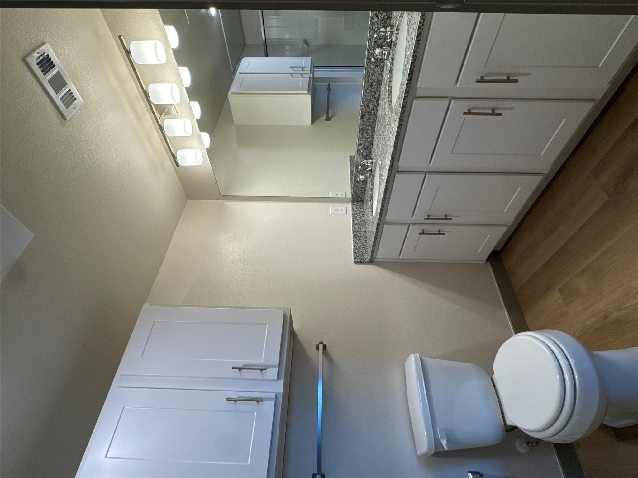 691 Union Chapel Rd # B2, Cedar Creek, TX 78612