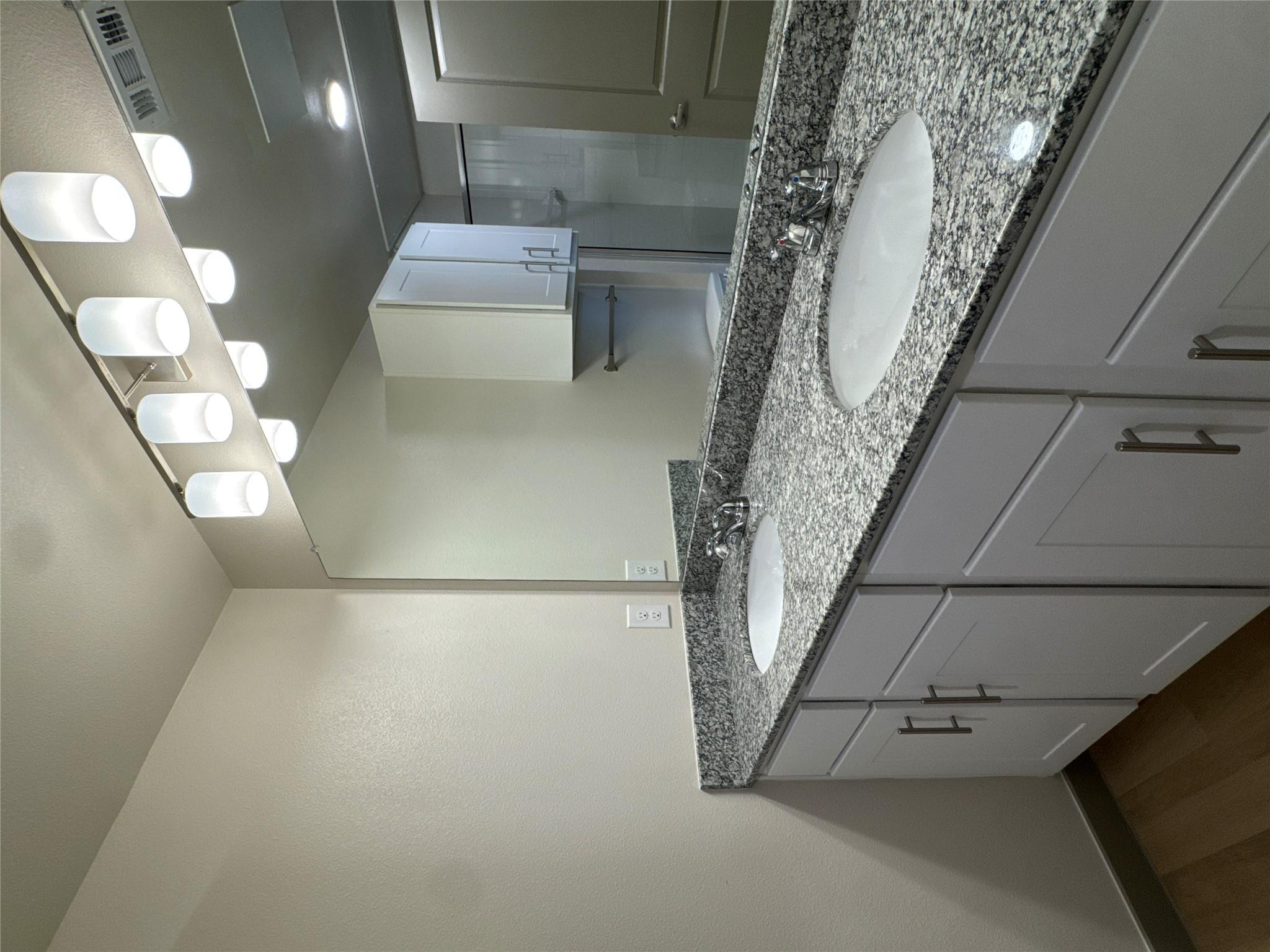 691 Union Chapel Rd # B2, Cedar Creek, TX 78612