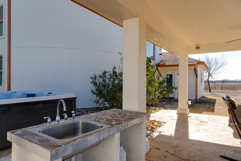 1206 Walter Hoffman Rd, Cedar Creek, TX 78612