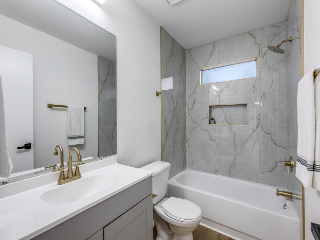 1845 River Crossing Cir # B, Austin, TX 78741