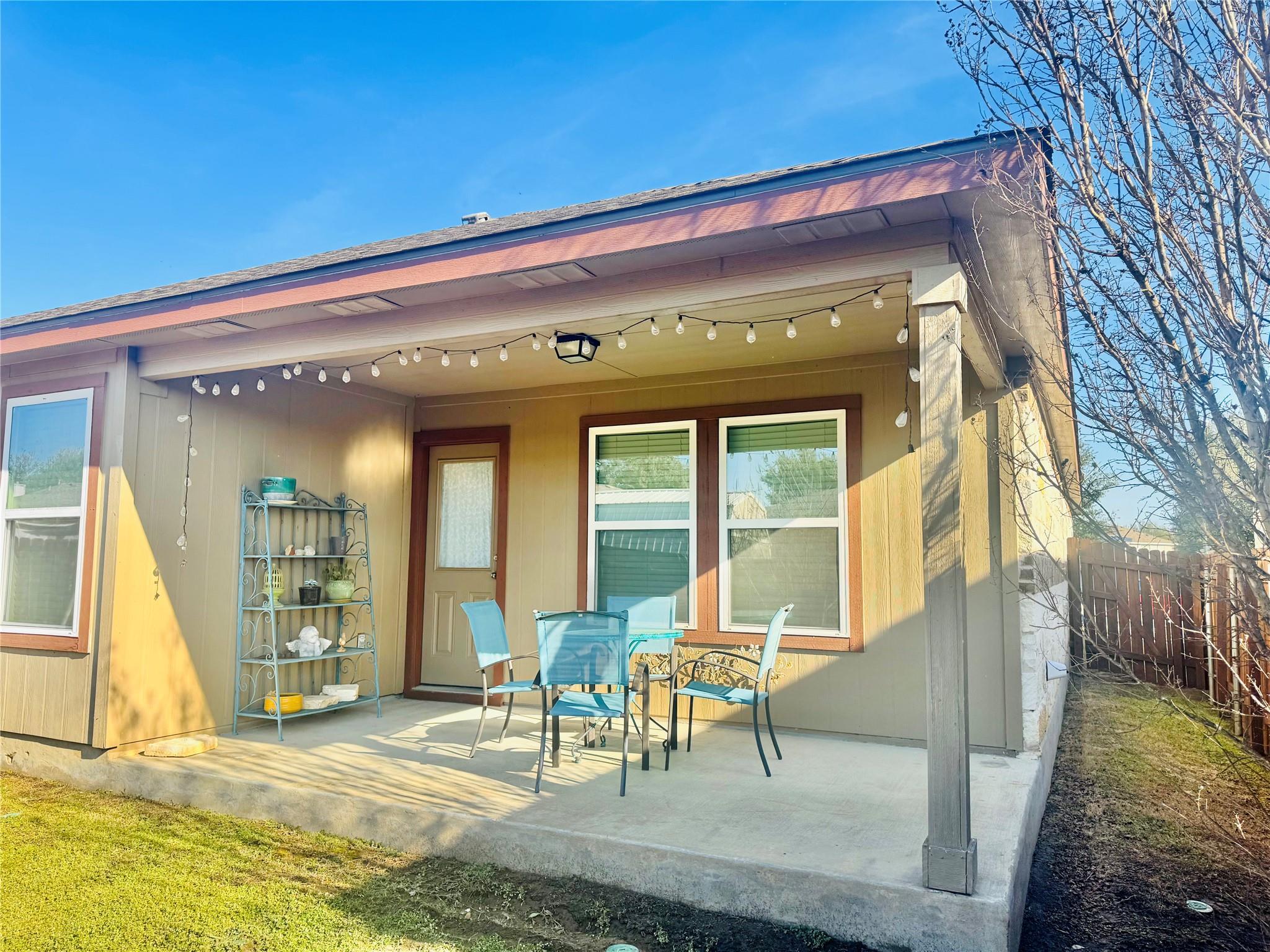 413 Gettysburg Loop, Elgin, TX 78621