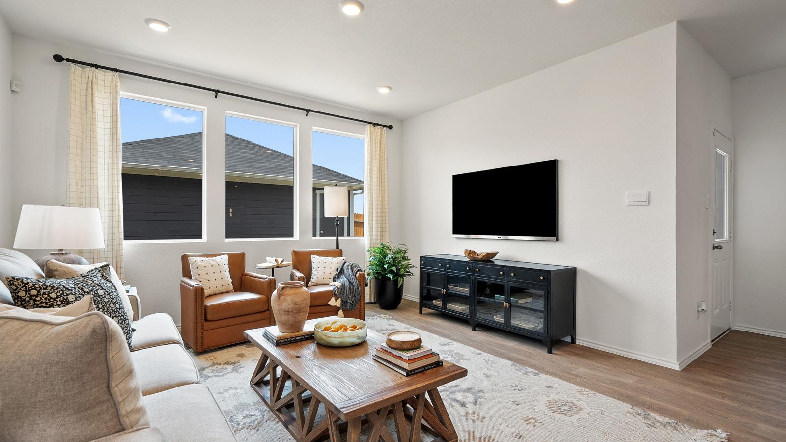 300 PUERTO PLATA Ave, Bastrop, TX 78602