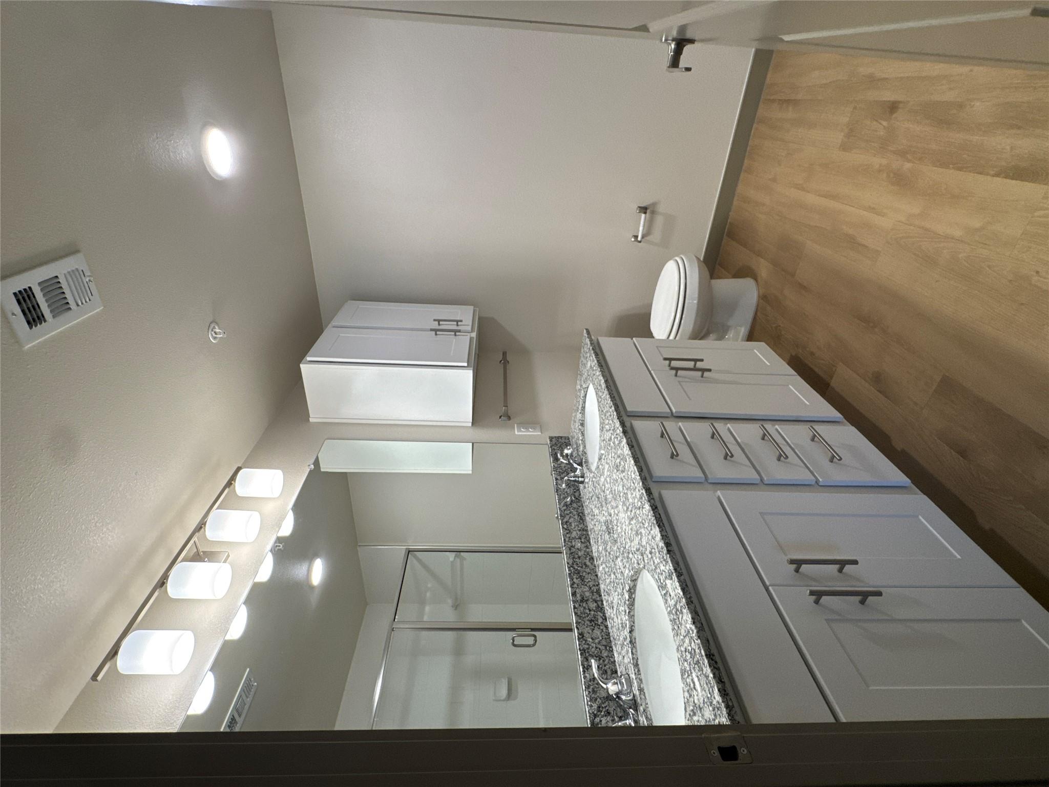 691 Union Chapel Rd # C1, Cedar Creek, TX 78612