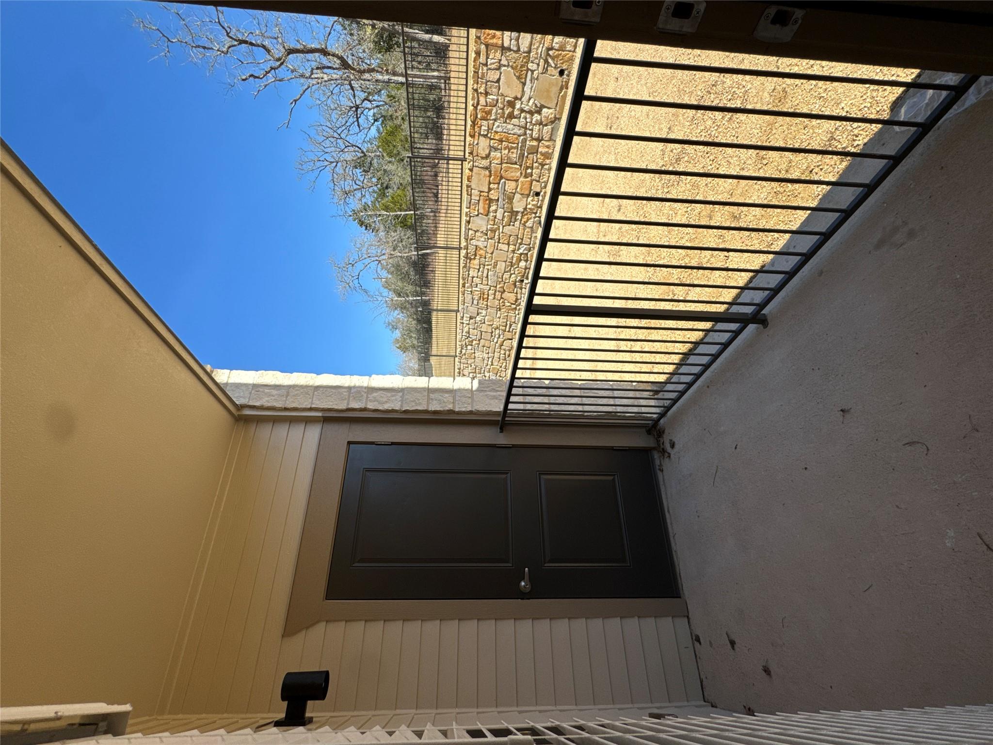 691 Union Chapel Rd # C1, Cedar Creek, TX 78612