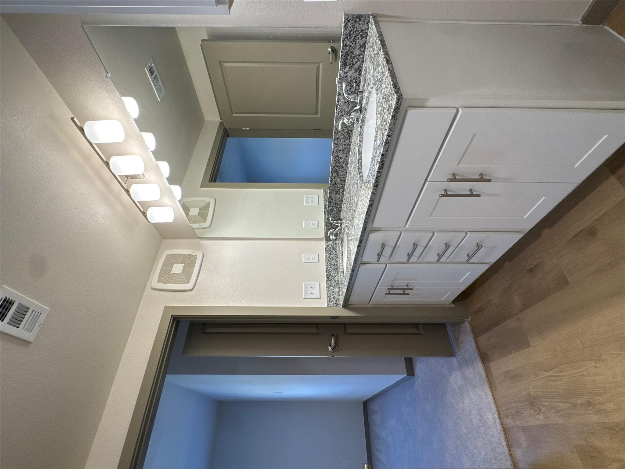 691 Union Chapel Rd # C1, Cedar Creek, TX 78612