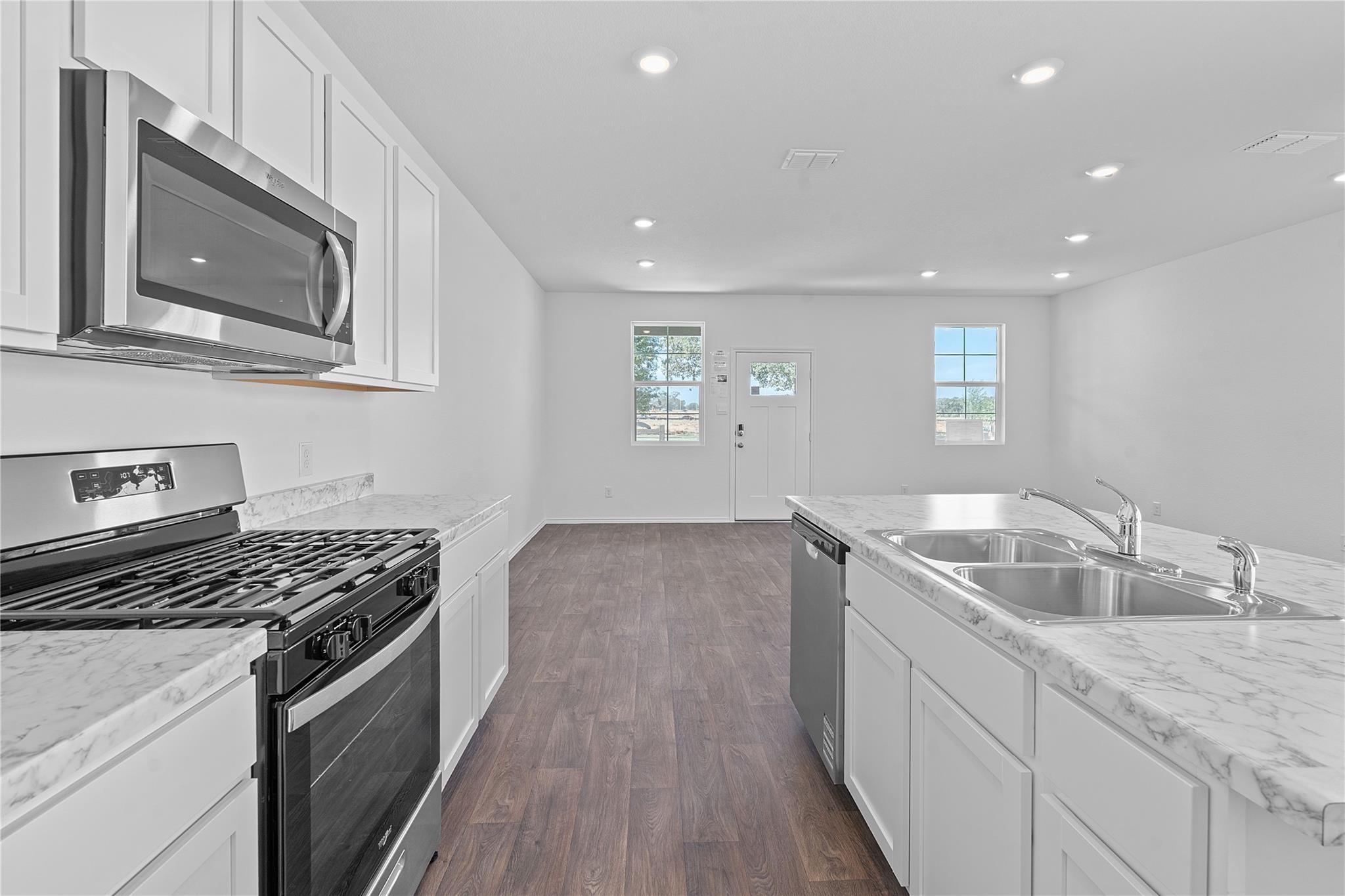 210 CONSTANZA Trl, Bastrop, TX 78602