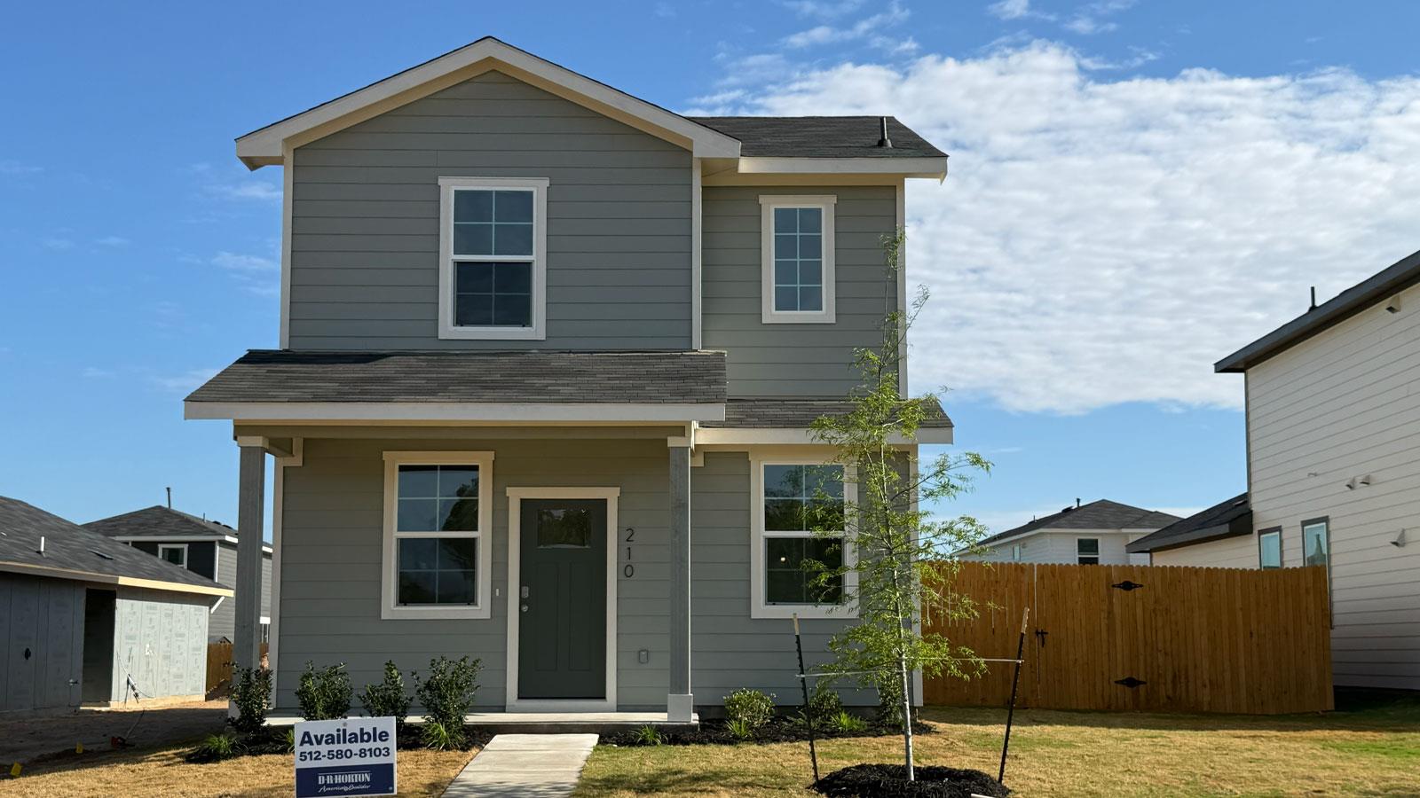 210 CONSTANZA Trl, Bastrop, TX 78602