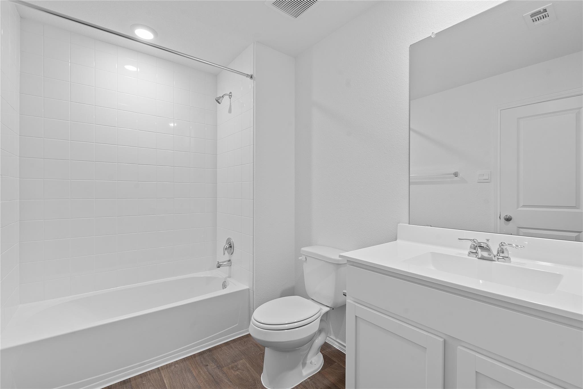 210 CONSTANZA Trl, Bastrop, TX 78602