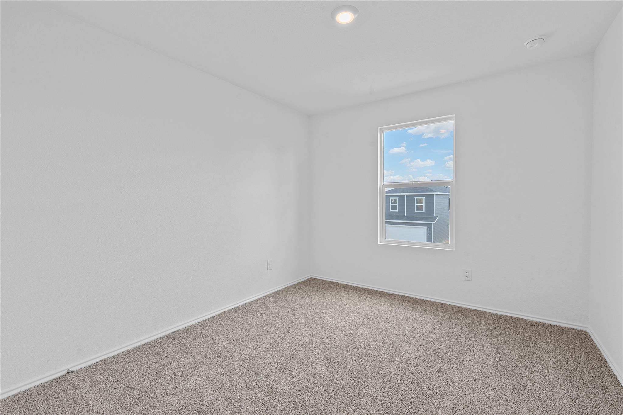 210 CONSTANZA Trl, Bastrop, TX 78602