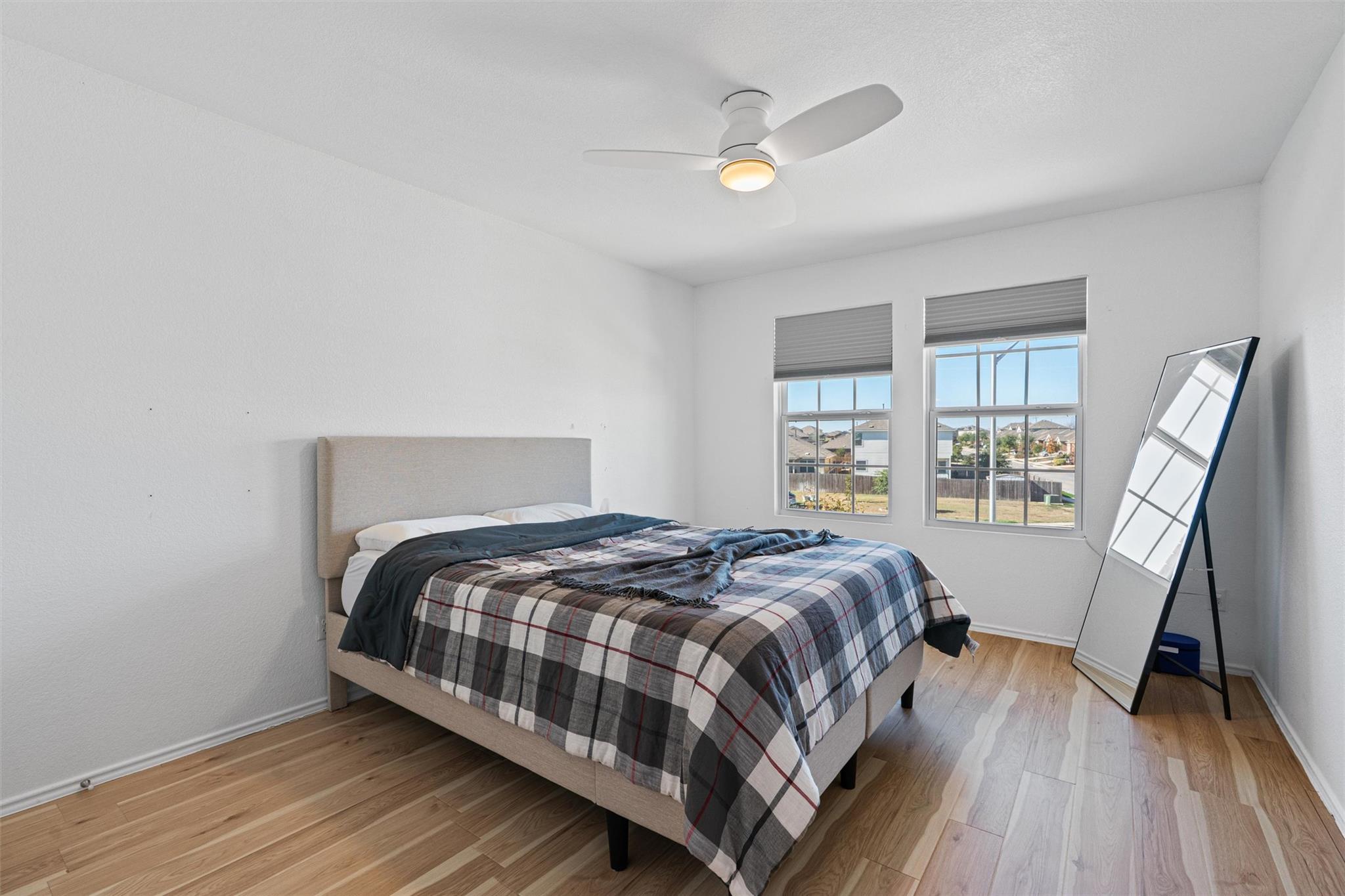 327 Andesite Trl, Buda, TX 78610