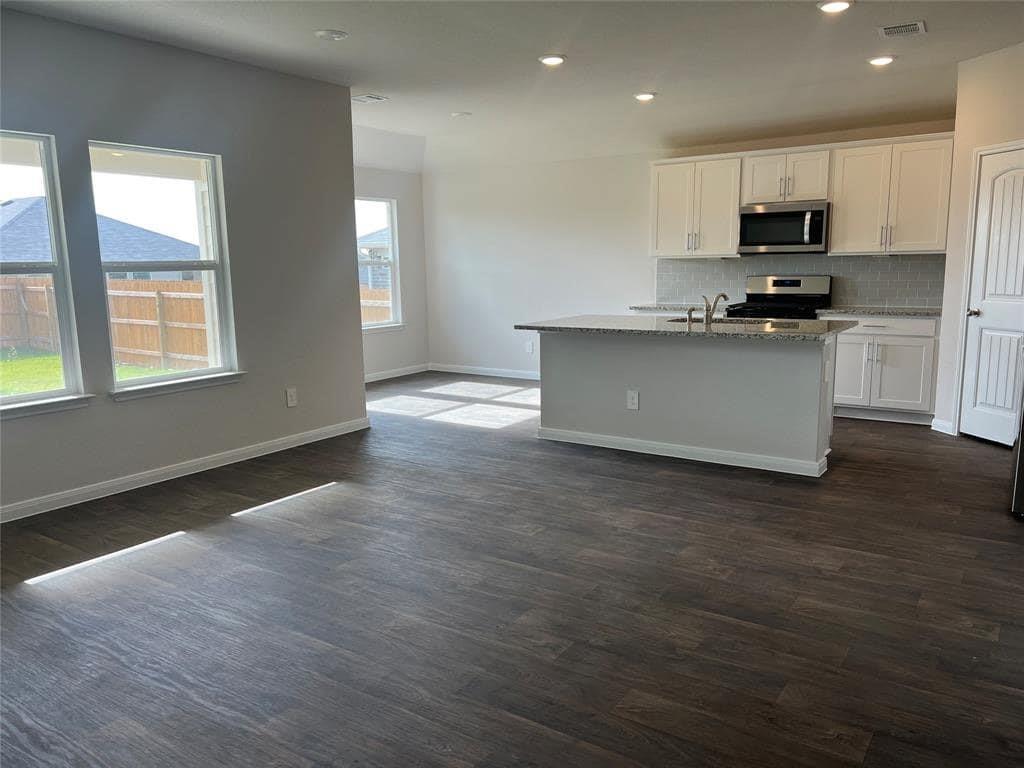 218 Bethpage Dr, San Marcos, TX 78666