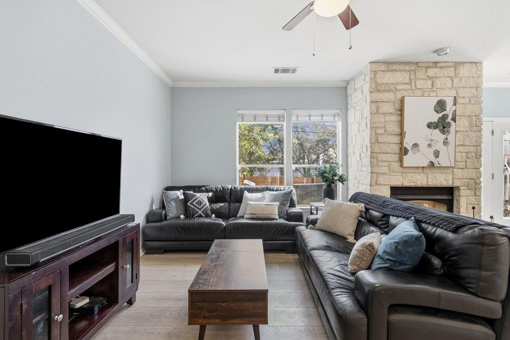 7501 Shadowridge Run # 149, Austin, TX 78749