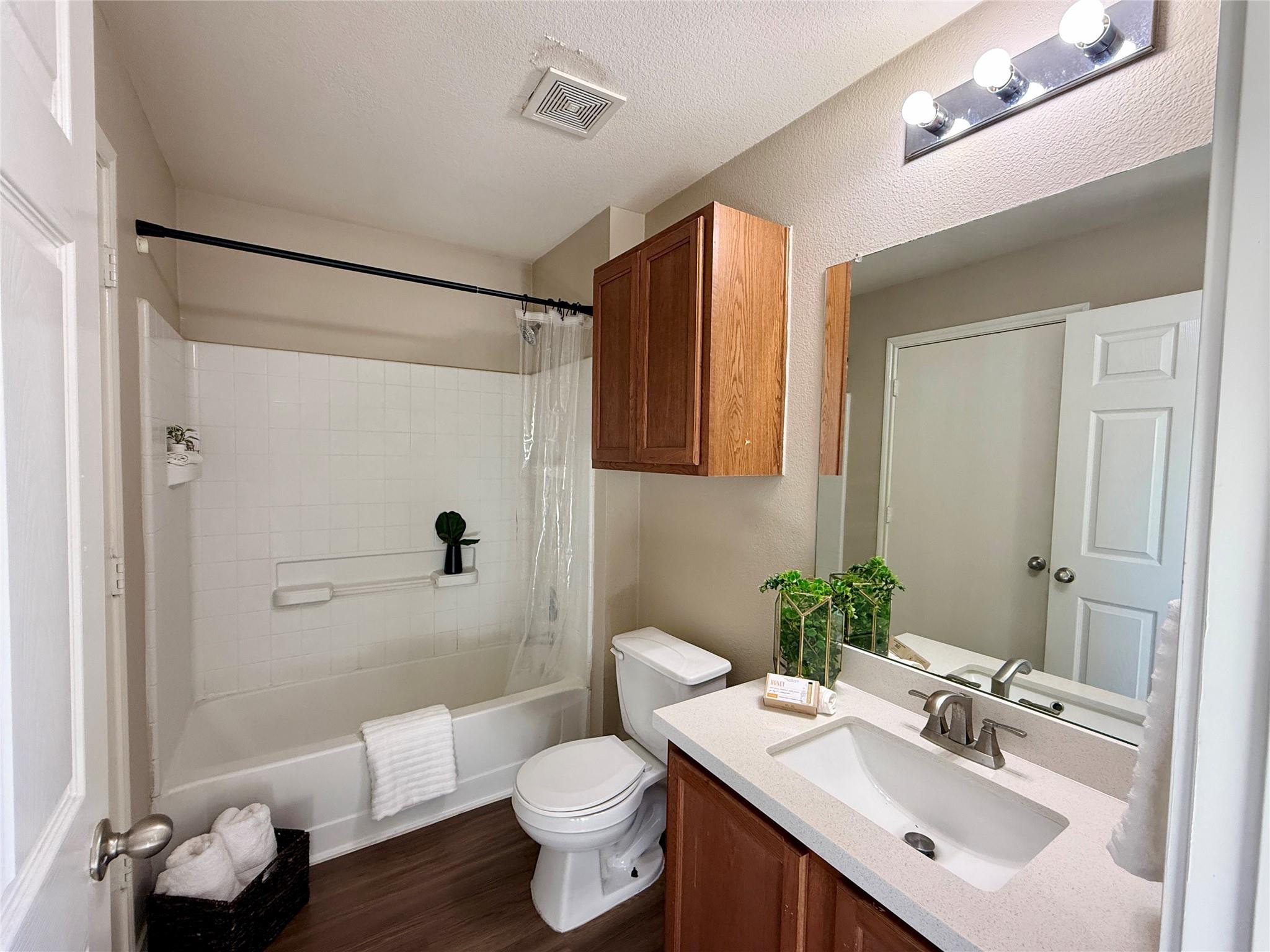 228 Black Forest, Buda, TX 78610