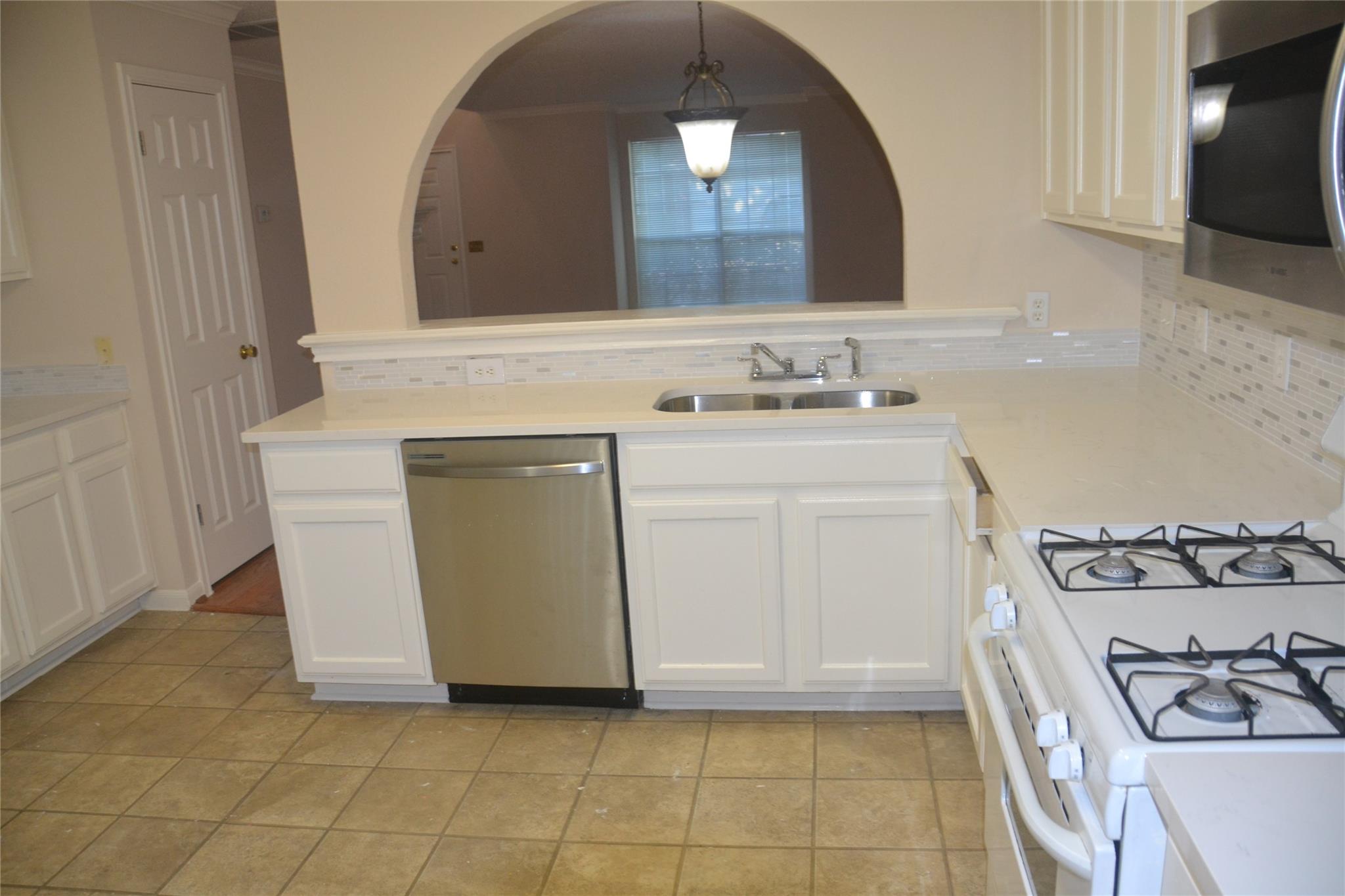 1717 Jerusalem Dr, Round Rock, TX 78664