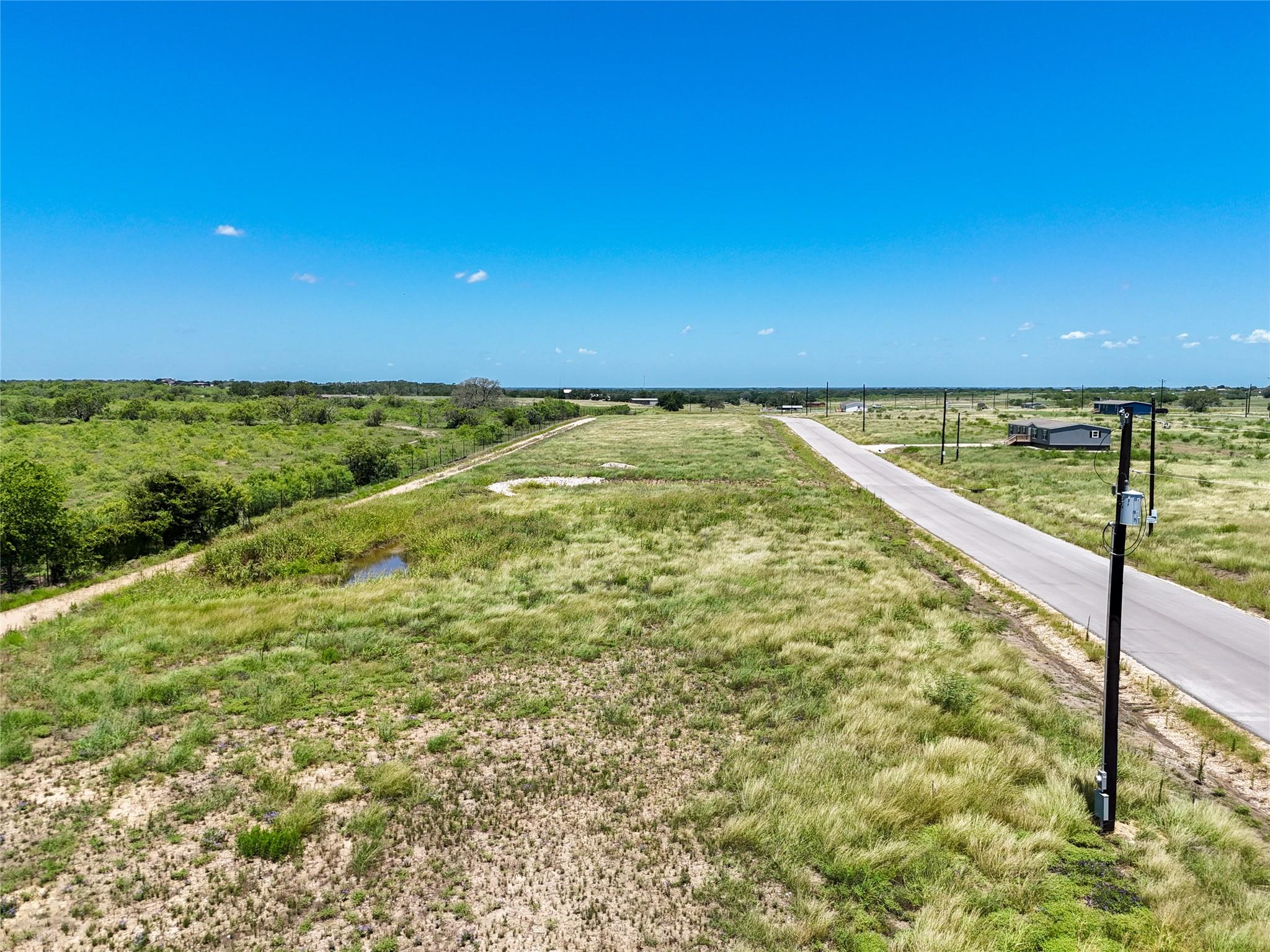 167 Beckham Dr, Dale, TX 78616