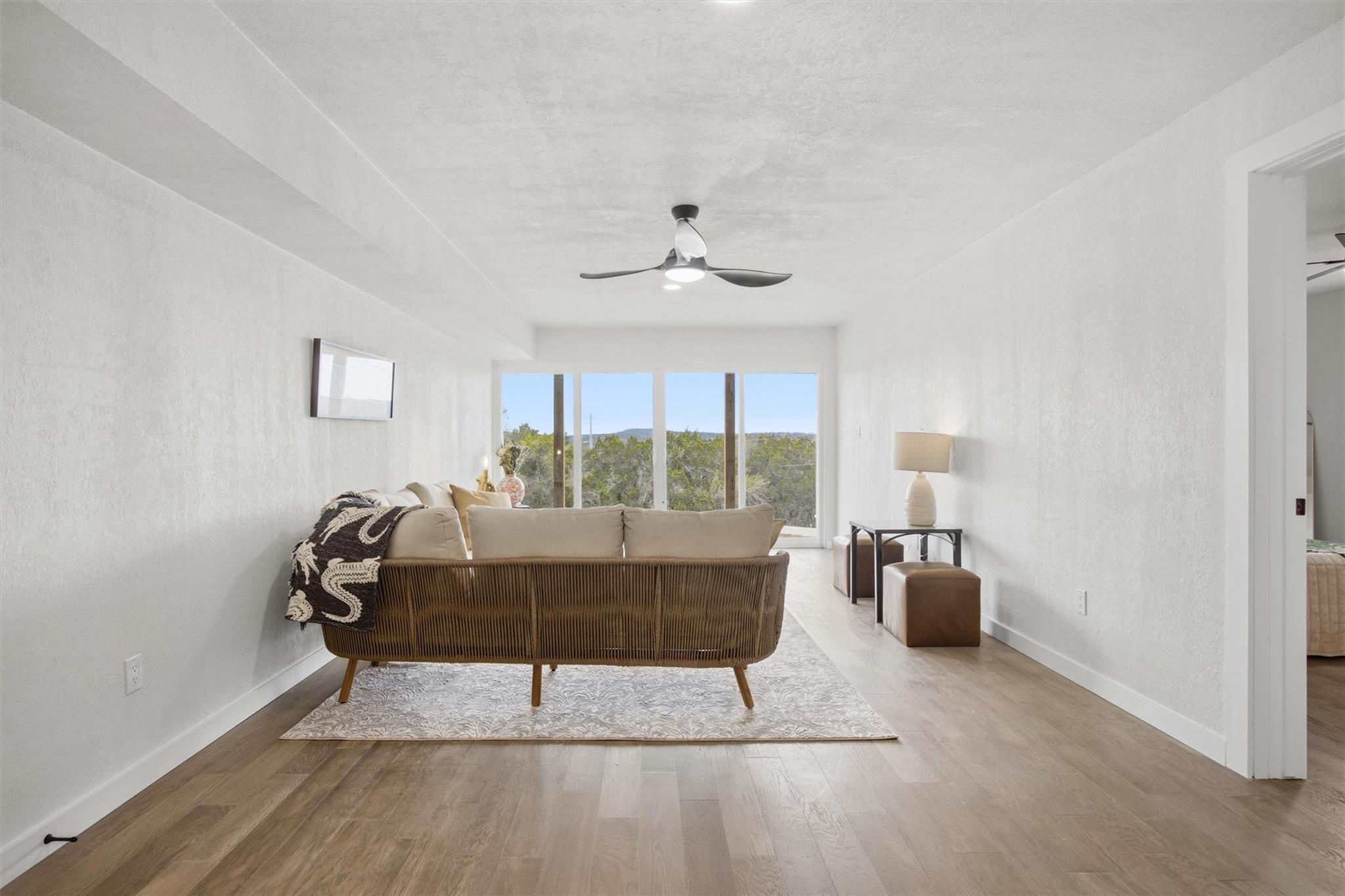 5203 Cueva Dr, Austin, TX 78738