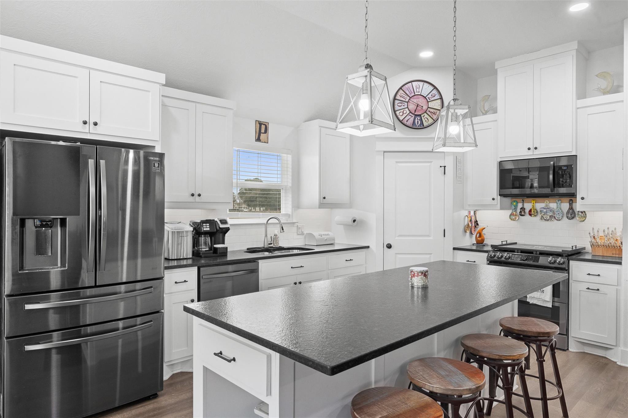 149 Windmill Rd, Somerville, TX 77879