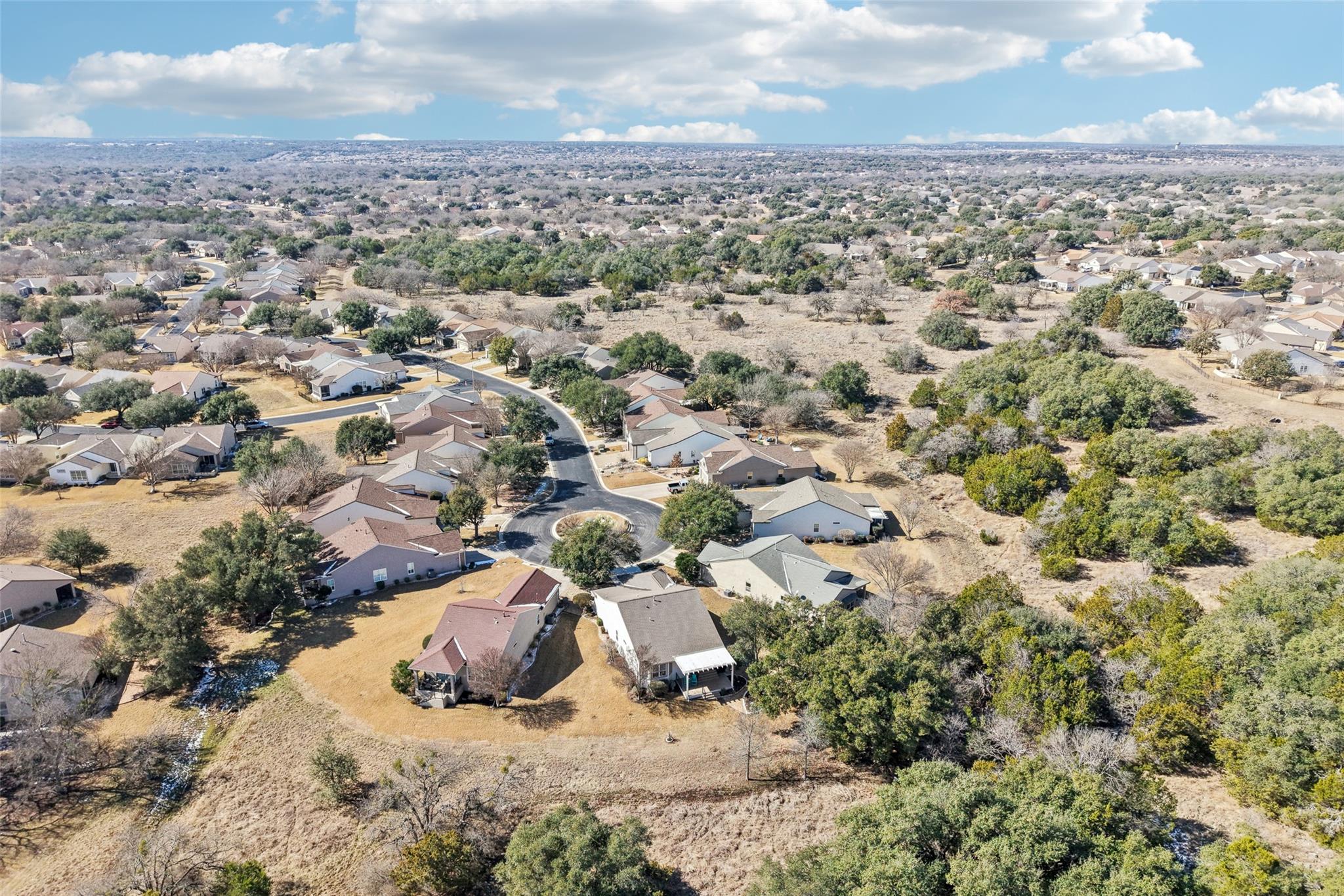 516 Sundance Ln, Georgetown, TX 78633