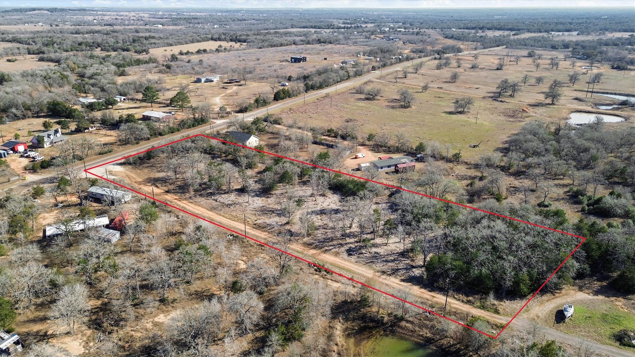 1686 Fm 2104, Paige, TX 78659