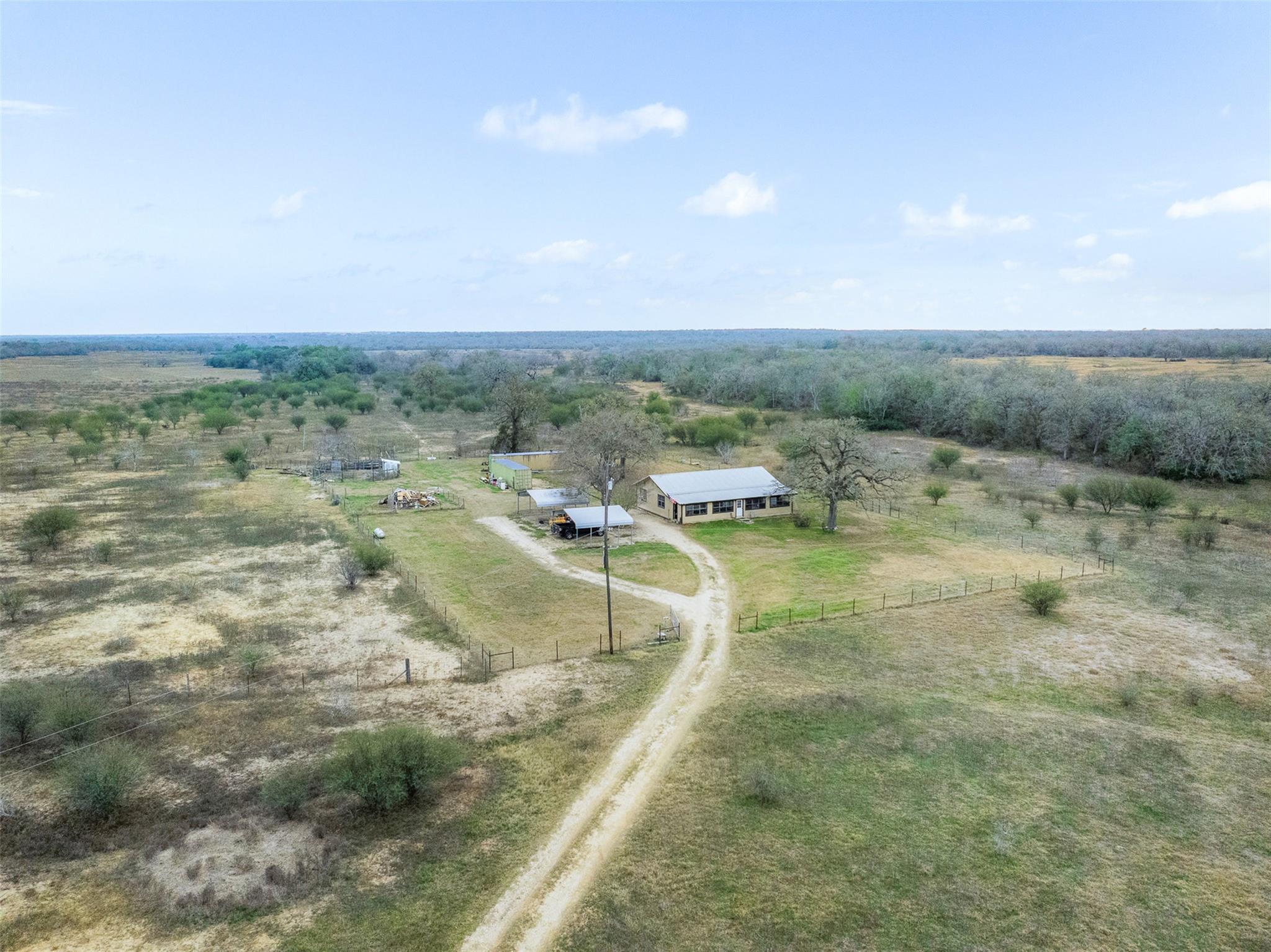 4025 County Road 284 # 46X, Harwood, TX 78632