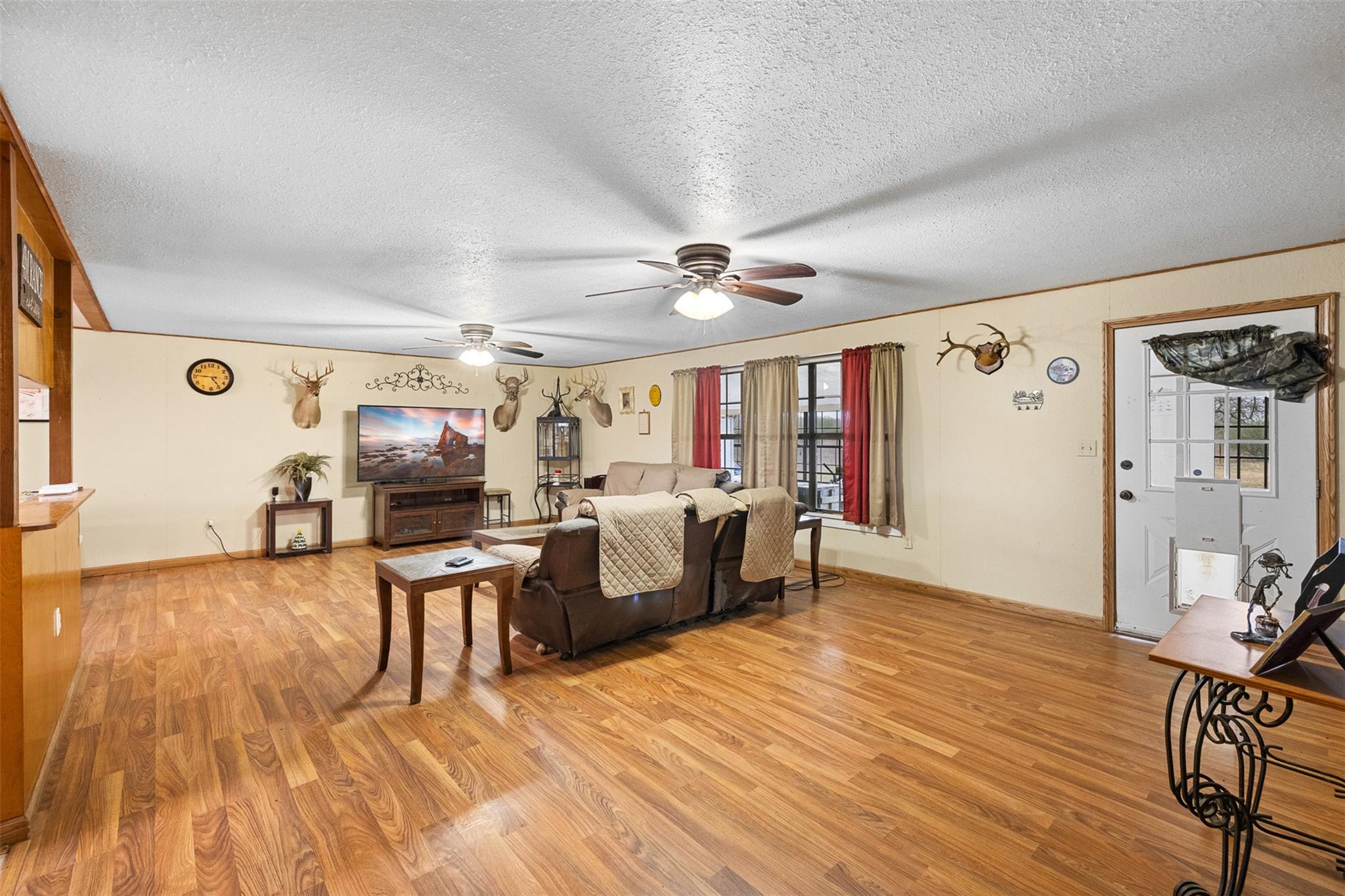 4025 County Road 284, Harwood, TX 78632