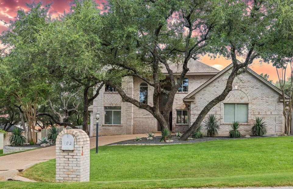 103 El Norte Ct, Lakeway, TX 78734