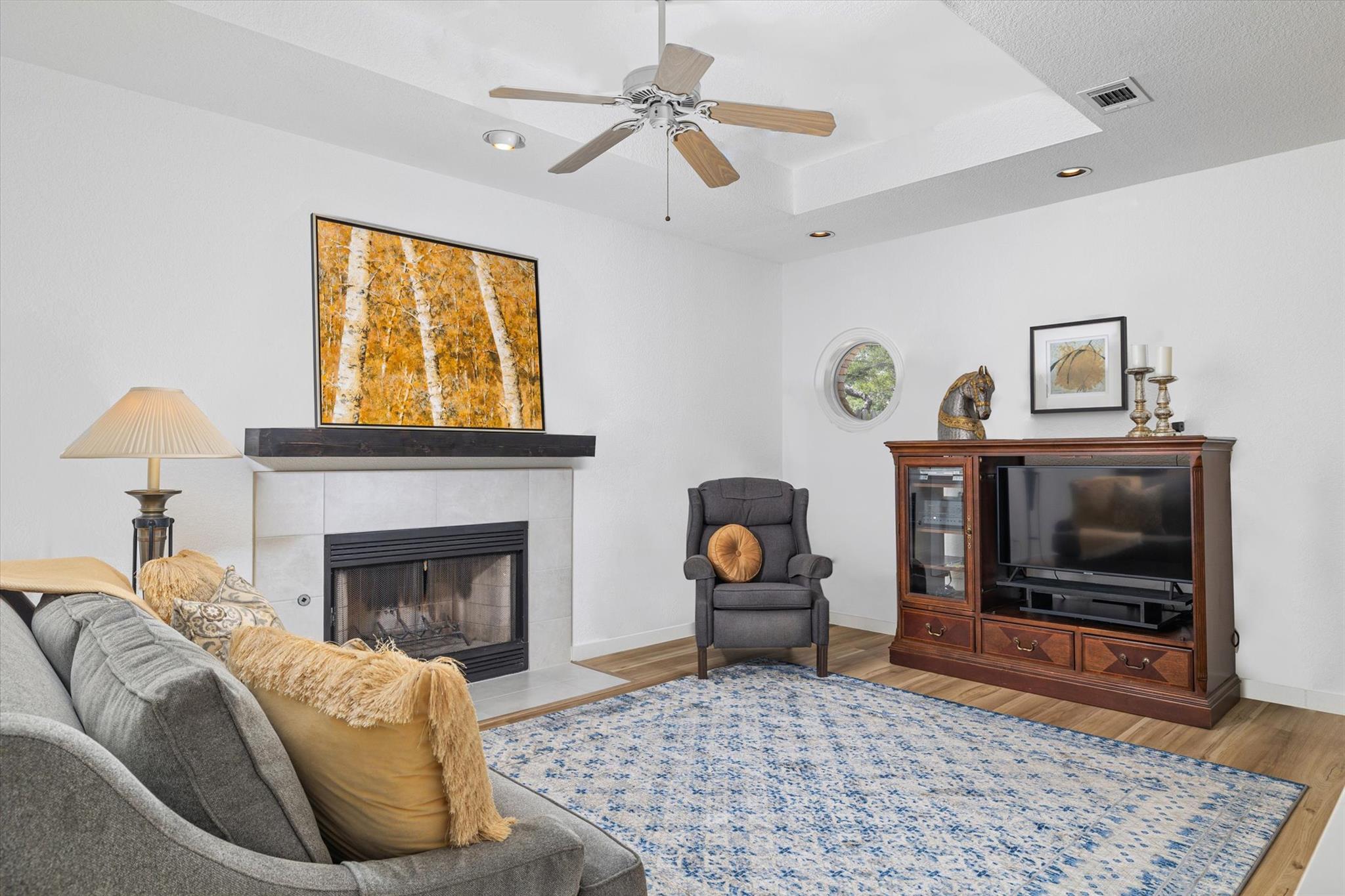 103 El Norte Ct, Lakeway, TX 78734