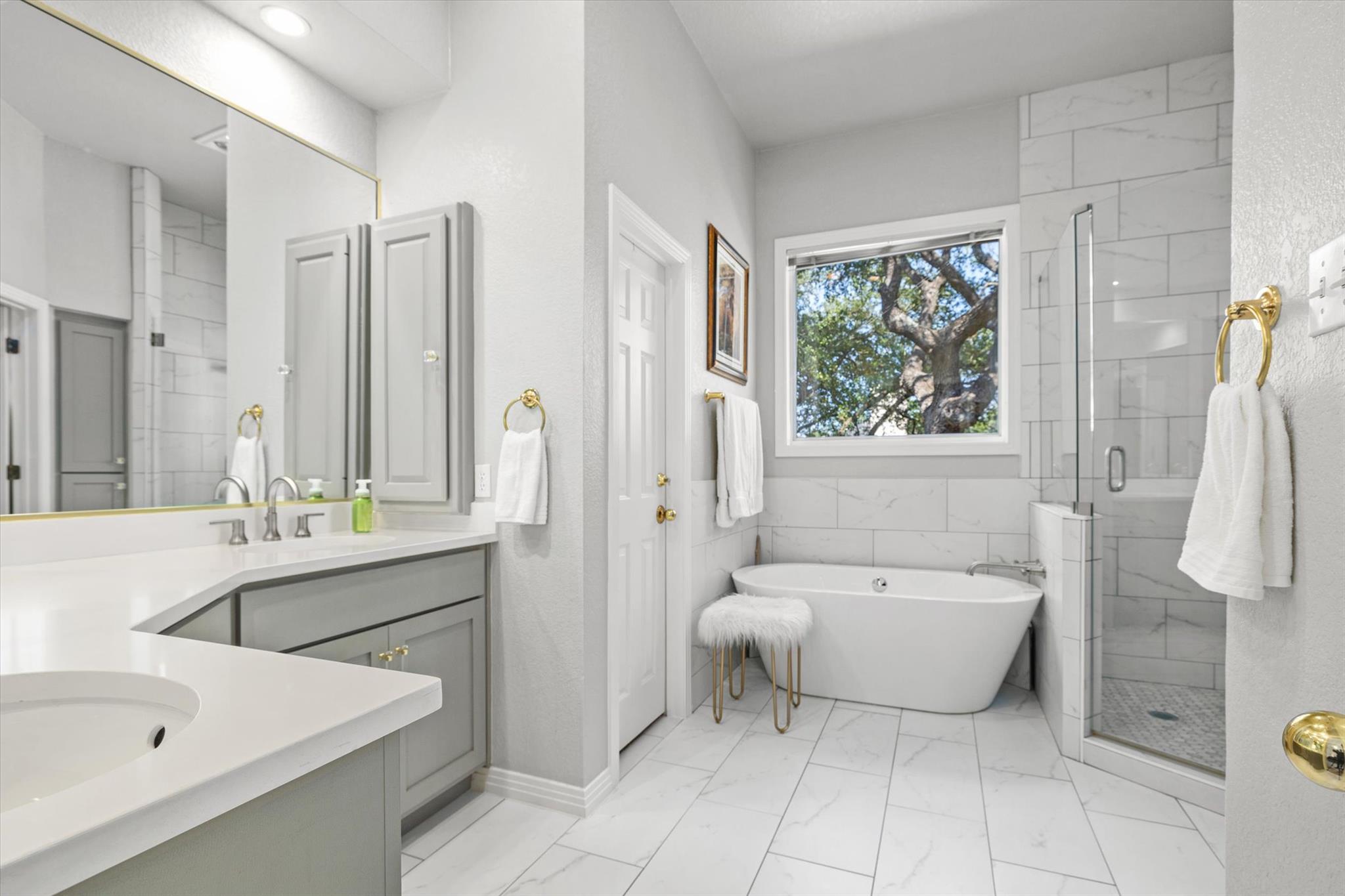 103 El Norte Ct, Lakeway, TX 78734