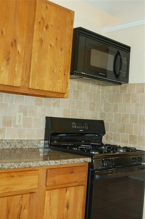 4504 Brown Bark Pl # B, Austin, TX 78727