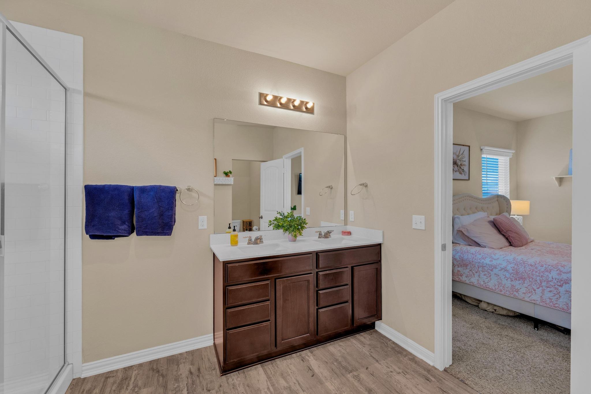 409 Red Matador Ln, Leander, TX 78641