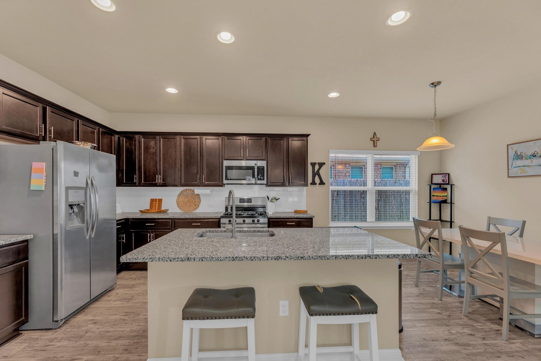 409 Red Matador Ln, Leander, TX 78641