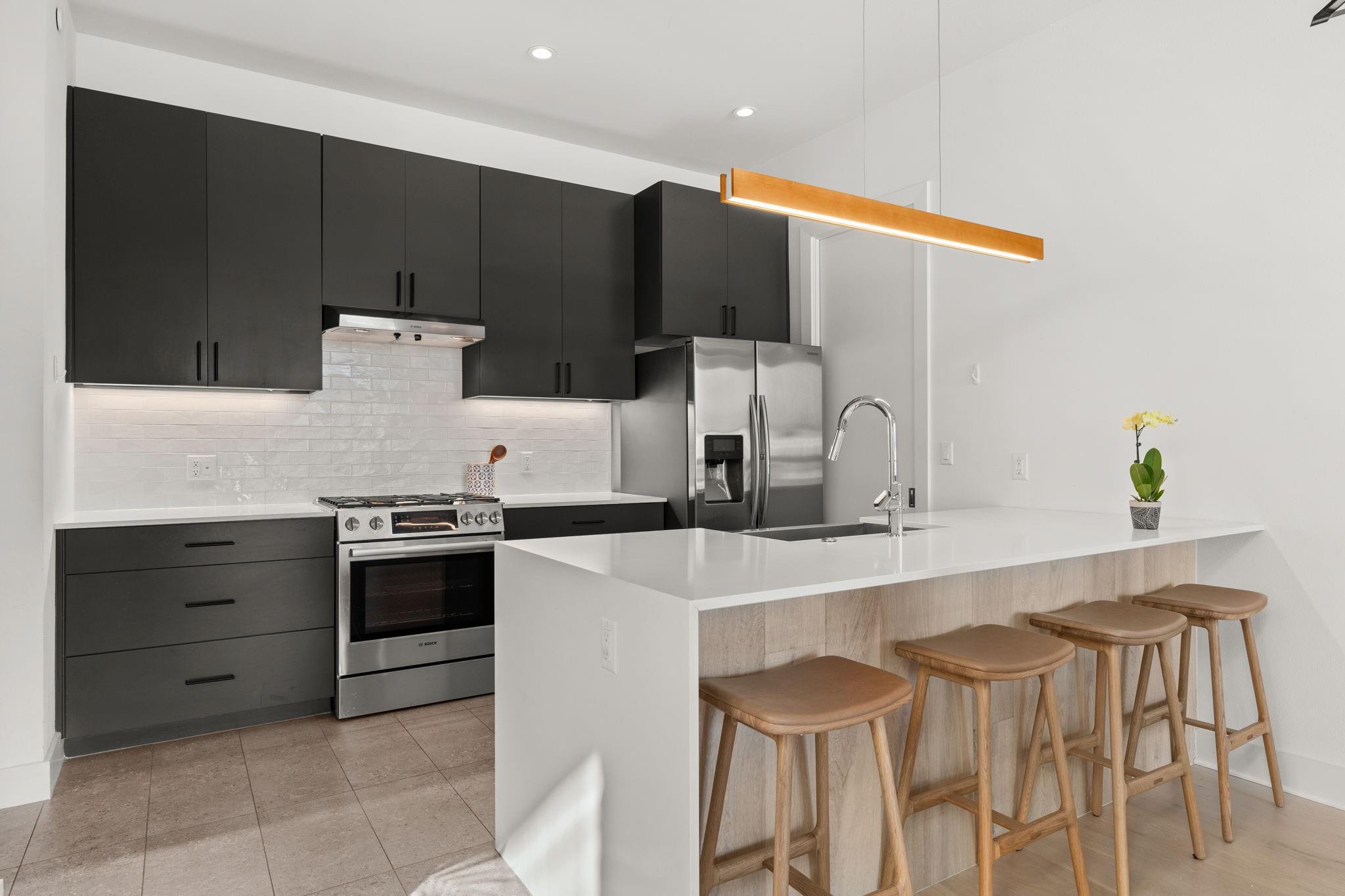 2524 Doc Reeves St, Austin, TX 78723