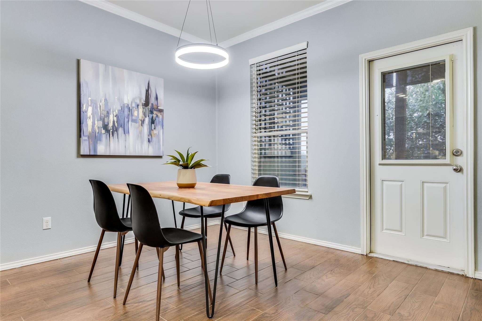 7017 Armagh Dr, Austin, TX 78754