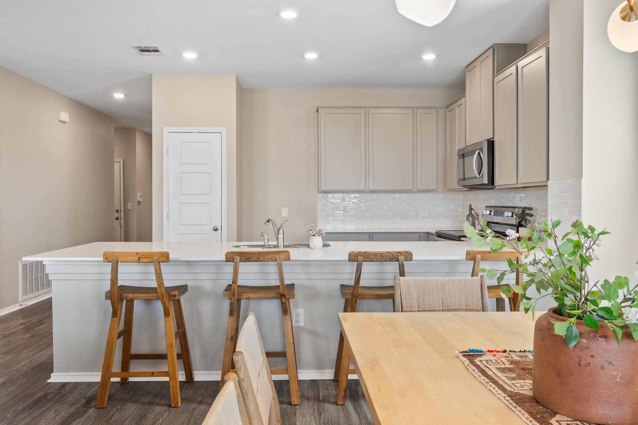 7504 Groundhog Way, Austin, TX 78744