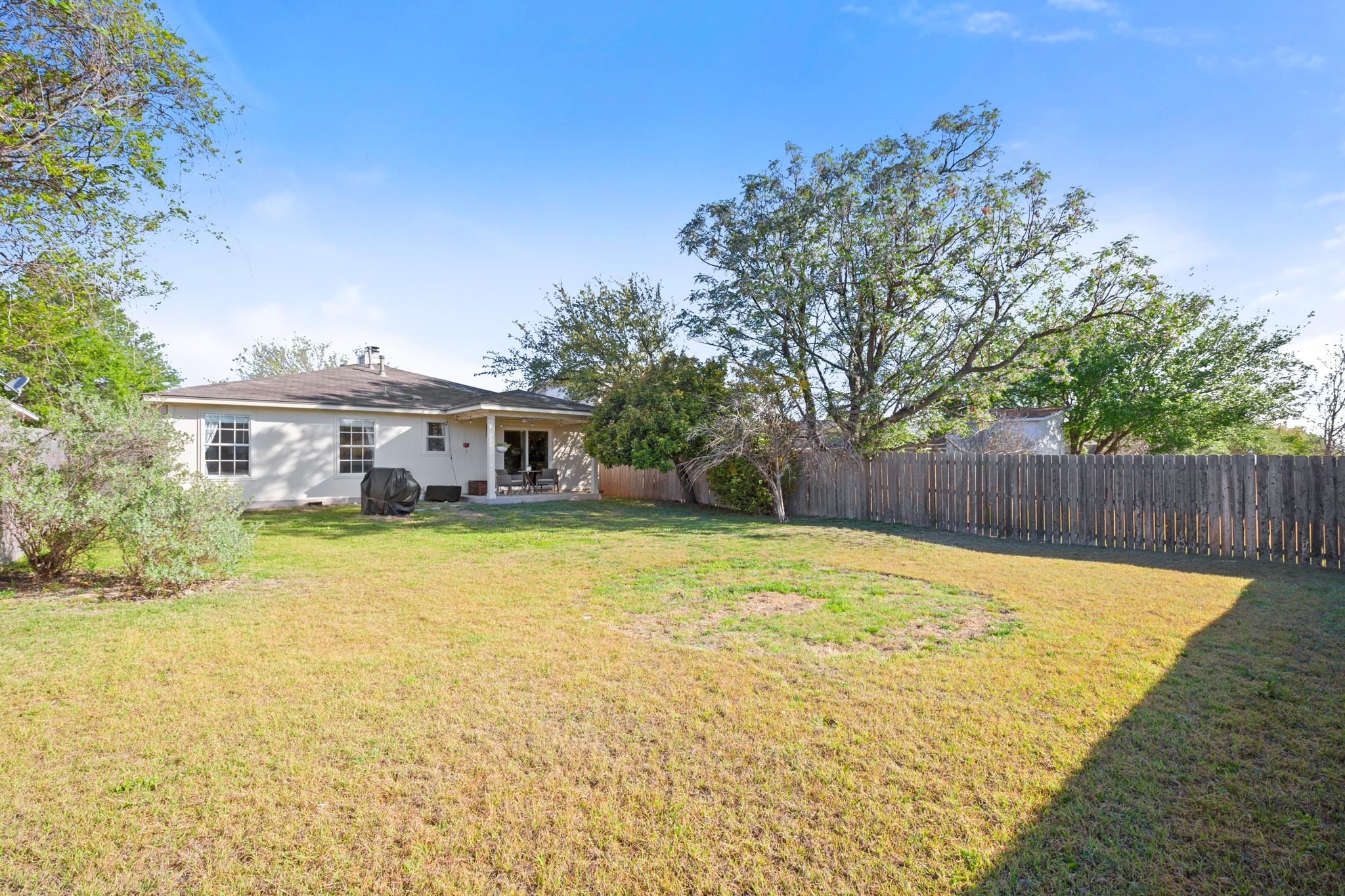 202 Grant Ct, Leander, TX 78641
