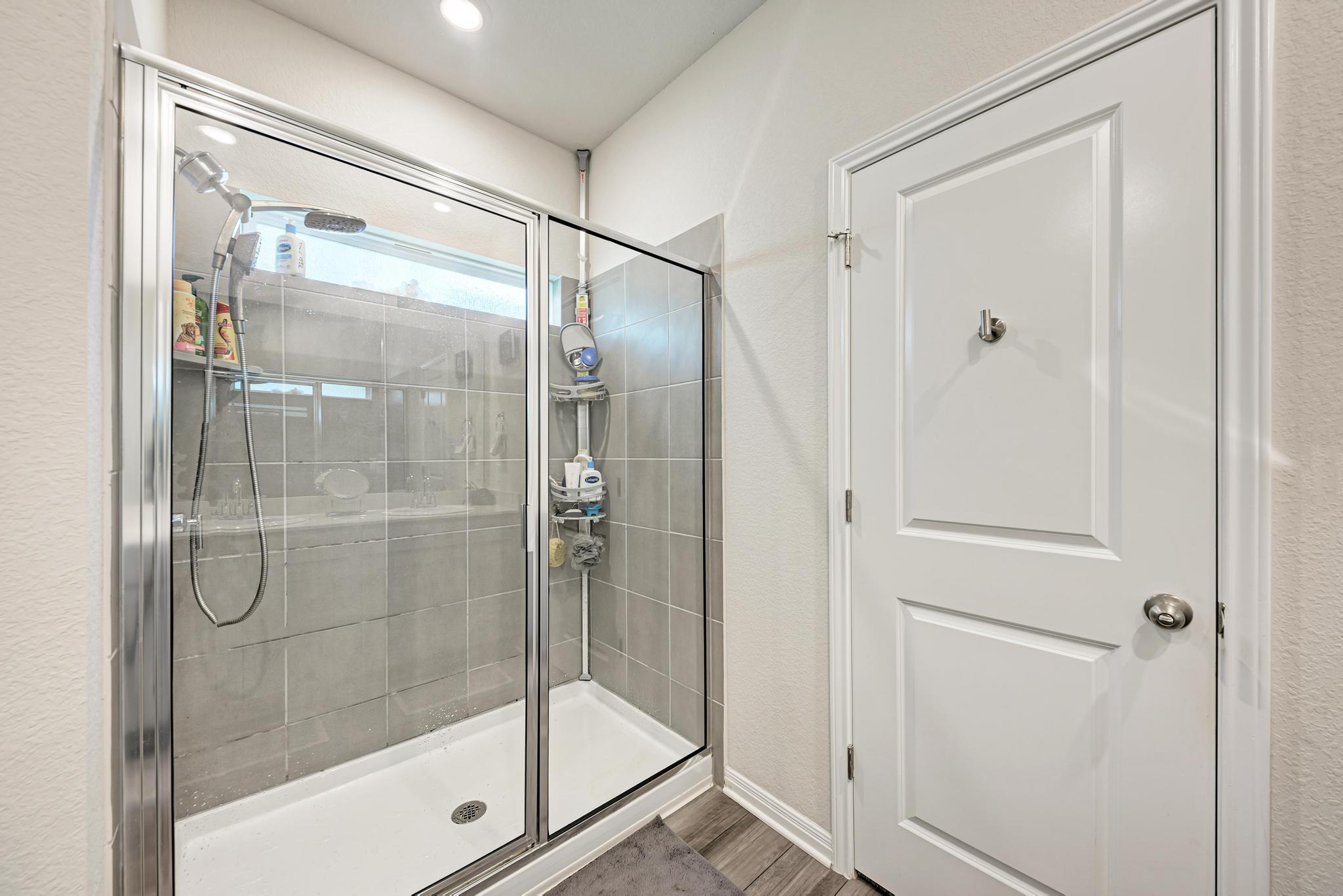 1646 Homestead Farms Dr, Round Rock, TX 78665