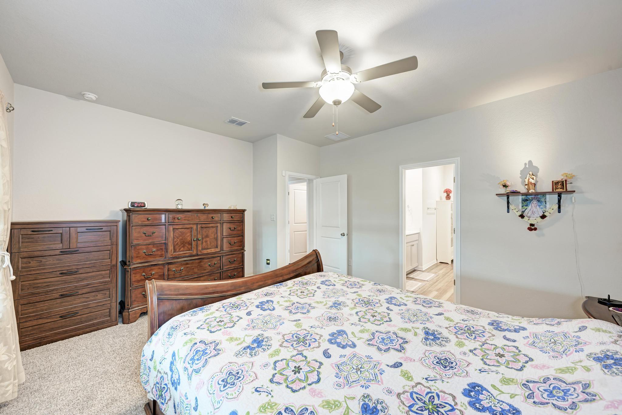 1646 Homestead Farms Dr, Round Rock, TX 78665