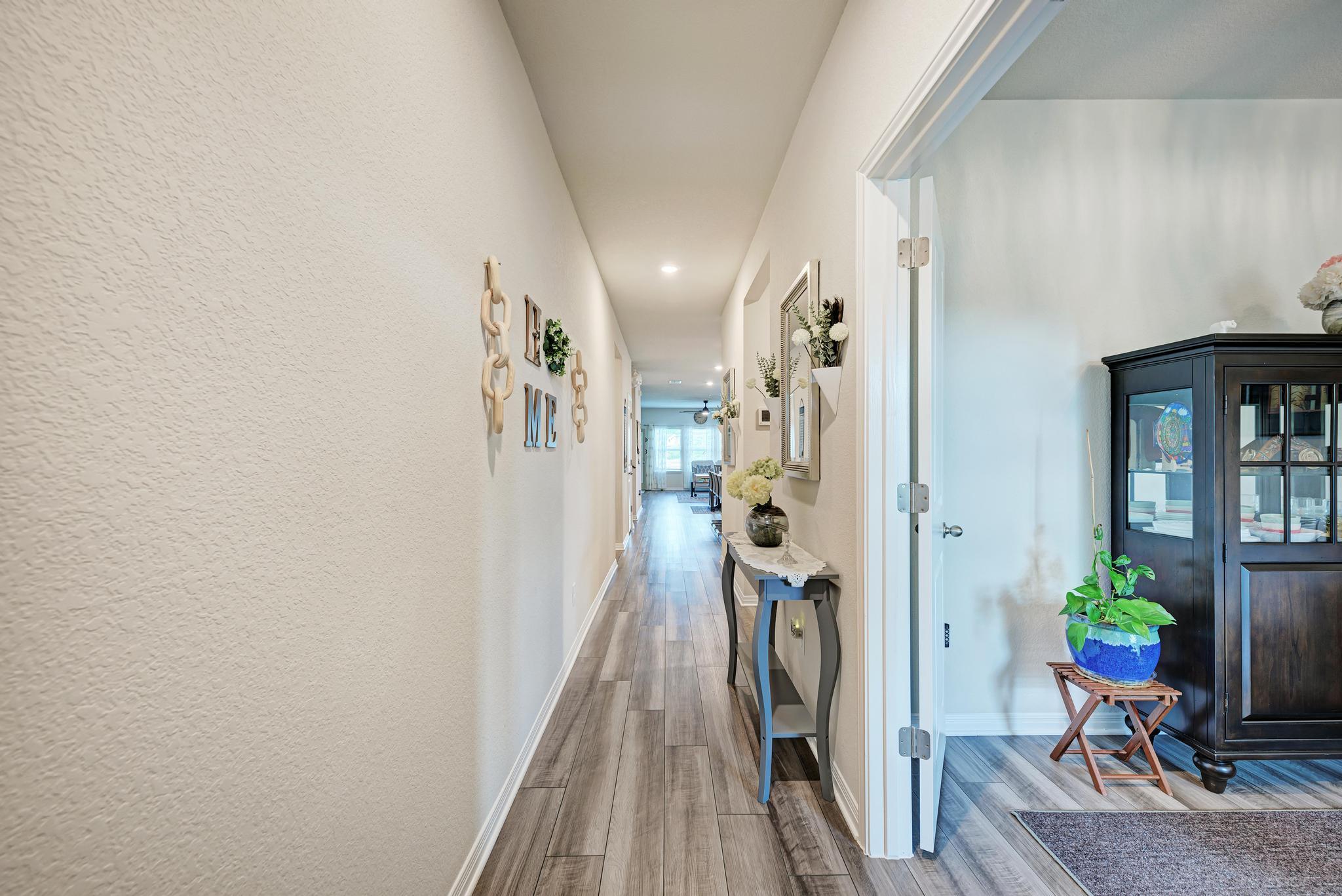 1646 Homestead Farms Dr, Round Rock, TX 78665