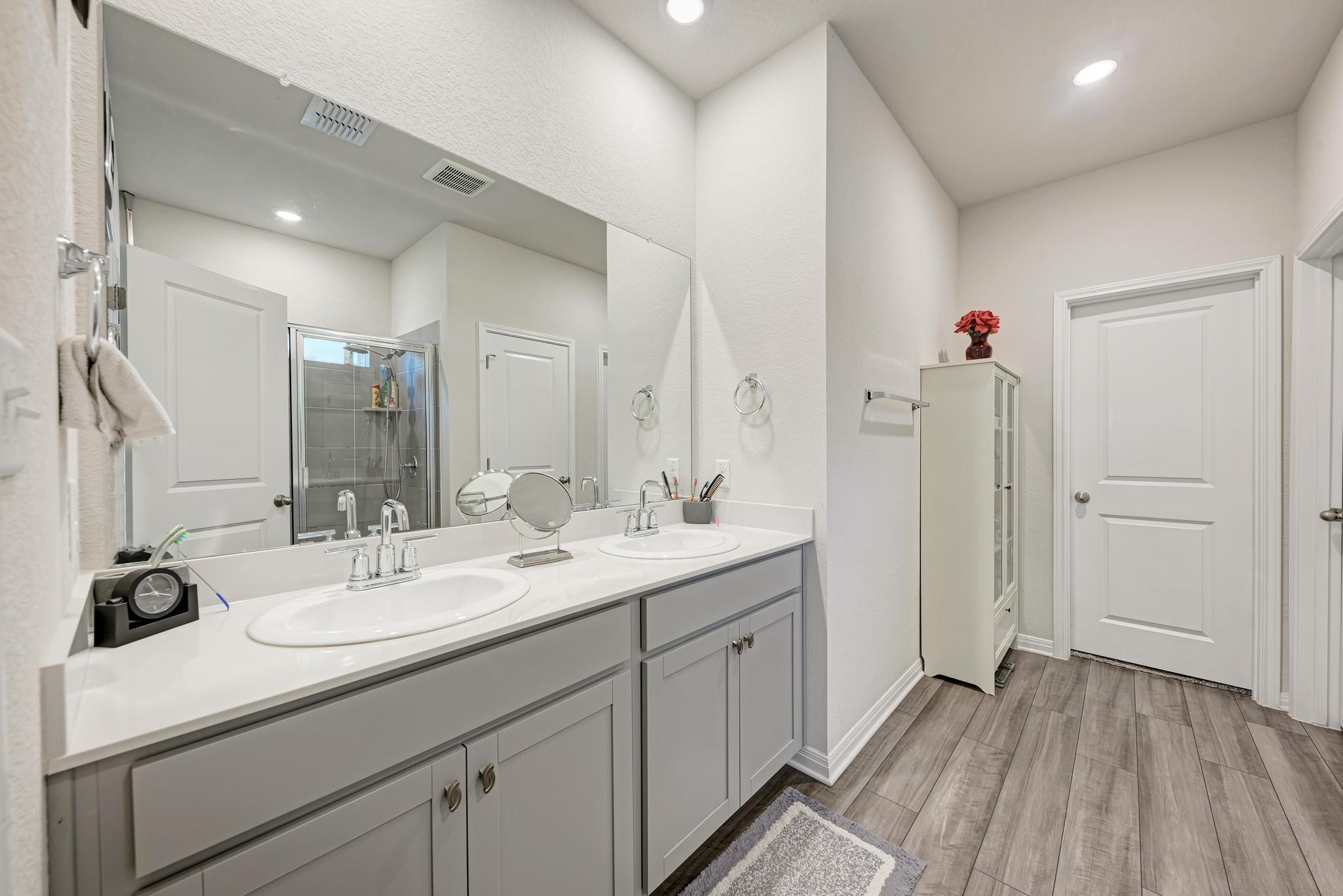 1646 Homestead Farms Dr, Round Rock, TX 78665