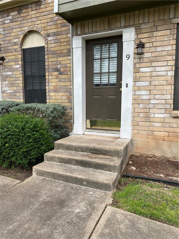 12325 Los Indios Trl # 9, Austin, TX 78729