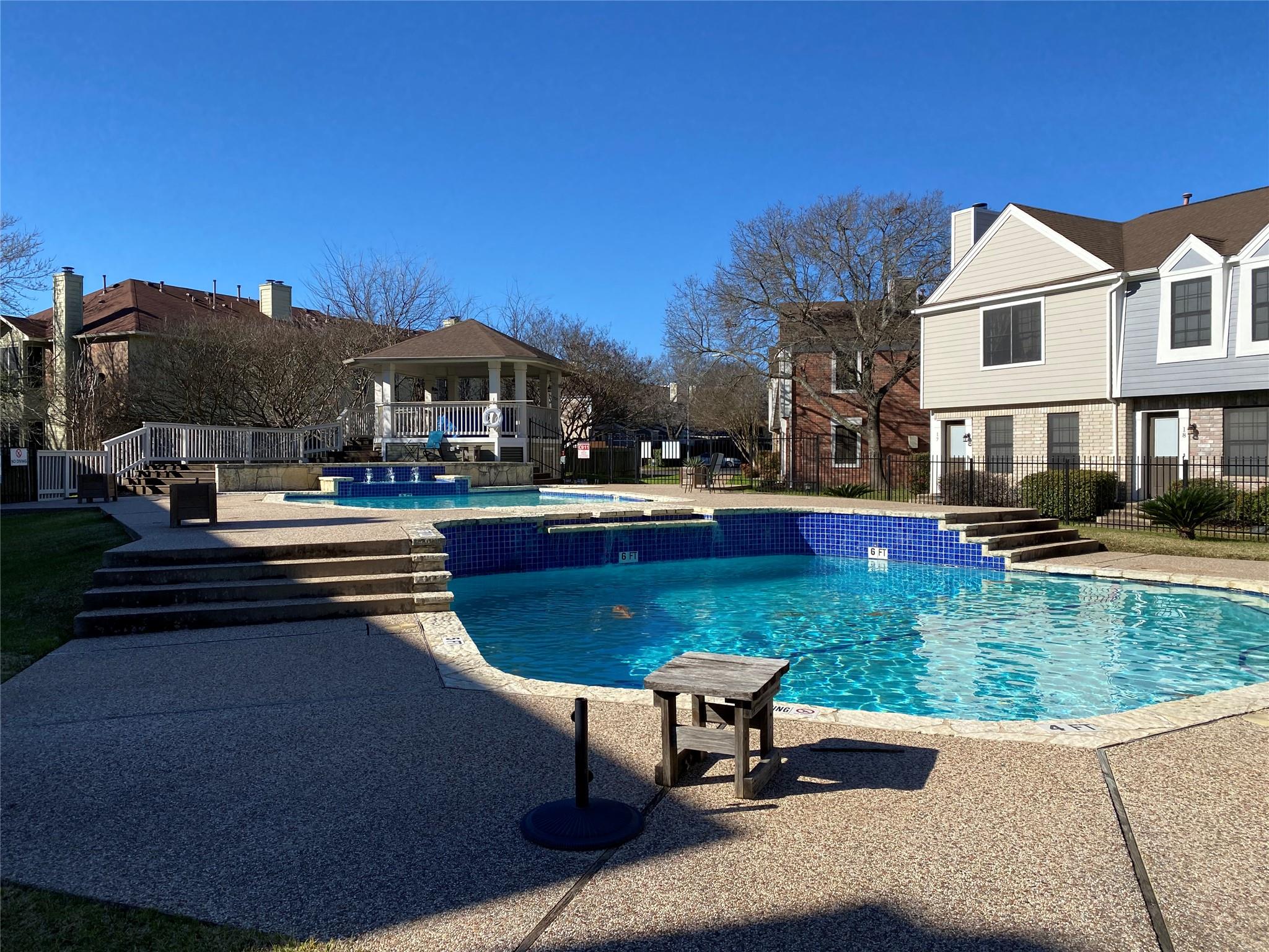 12325 Los Indios Trl # 9, Austin, TX 78729