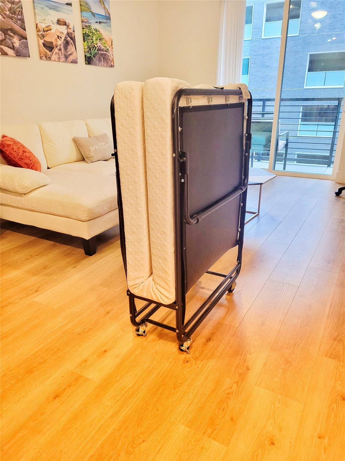 1701 Simond Ave # 301, Austin, TX 78723