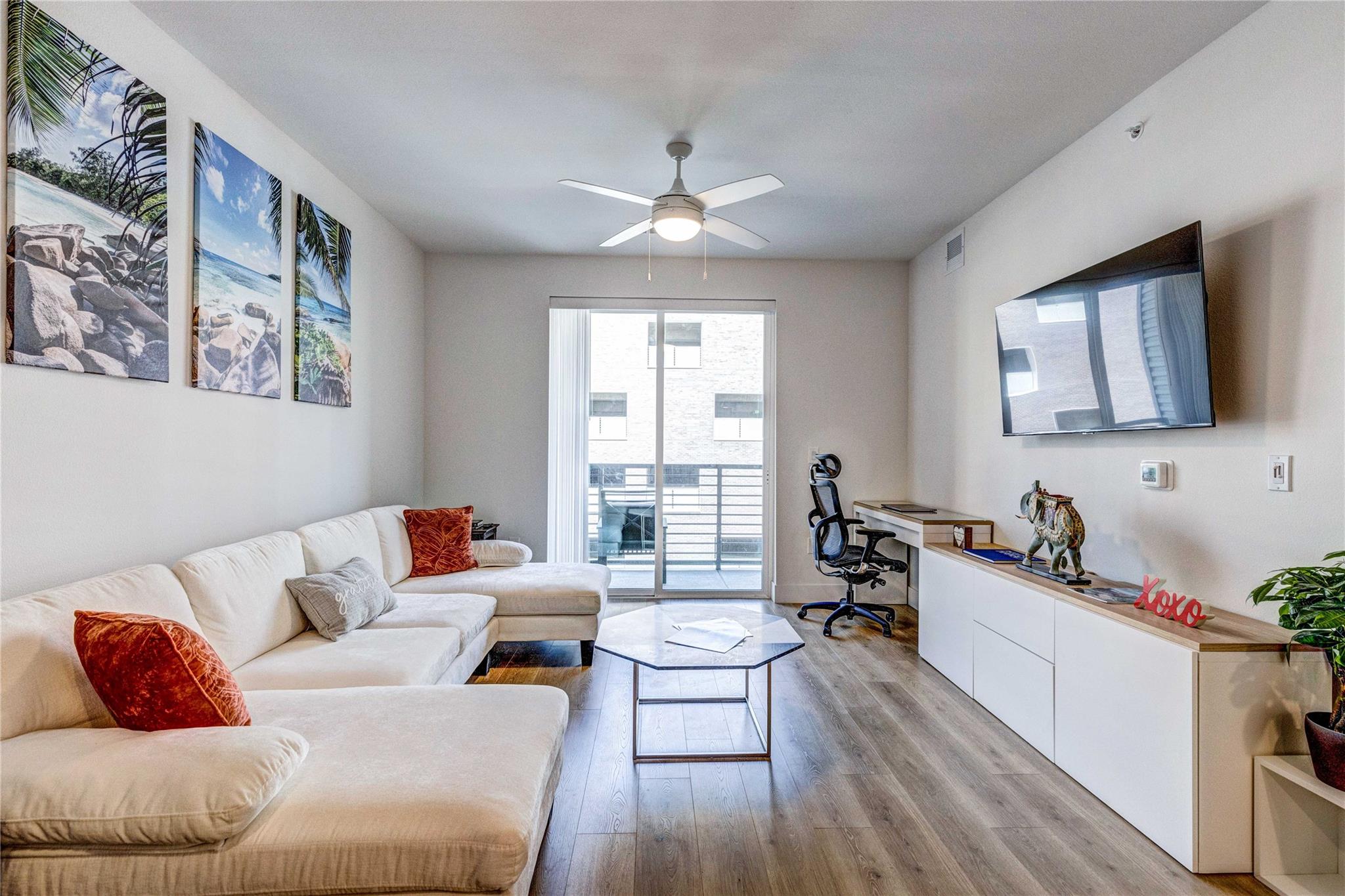 1701 Simond Ave # 301, Austin, TX 78723