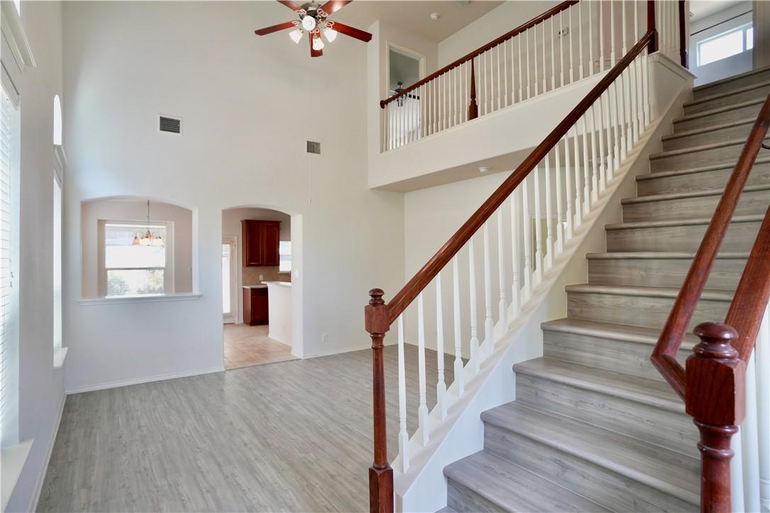 8712 WOOD STORK Dr, Austin, TX 78729